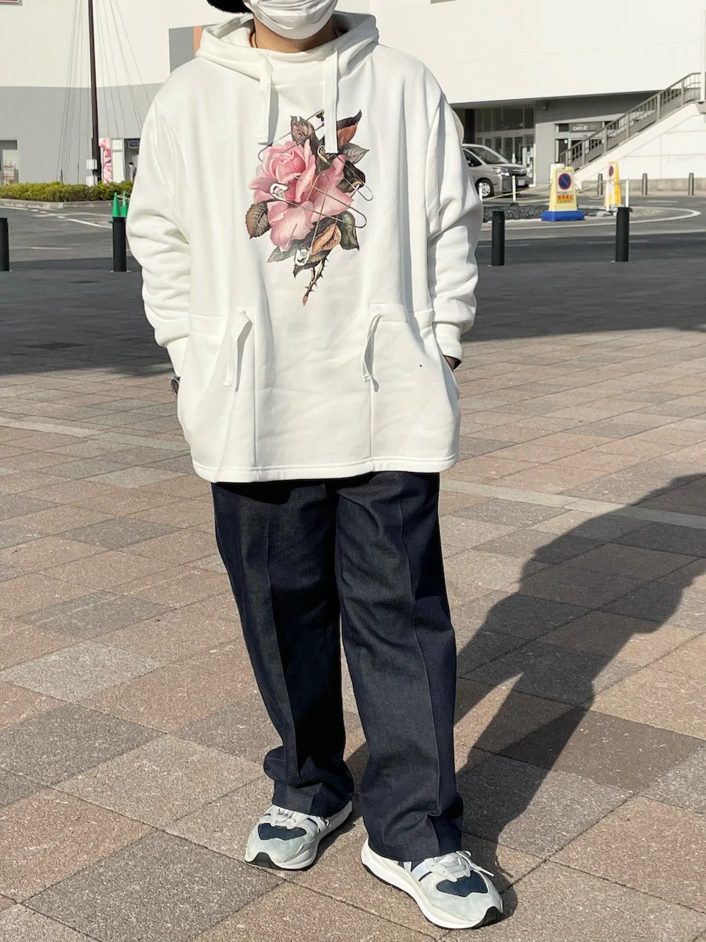 GU × Undercover GU X UNDERCOVER FLOWERS LOGO OVERSIZED HOODIES Size US L / EU 52-54 / 3 - 1 Thumbnail