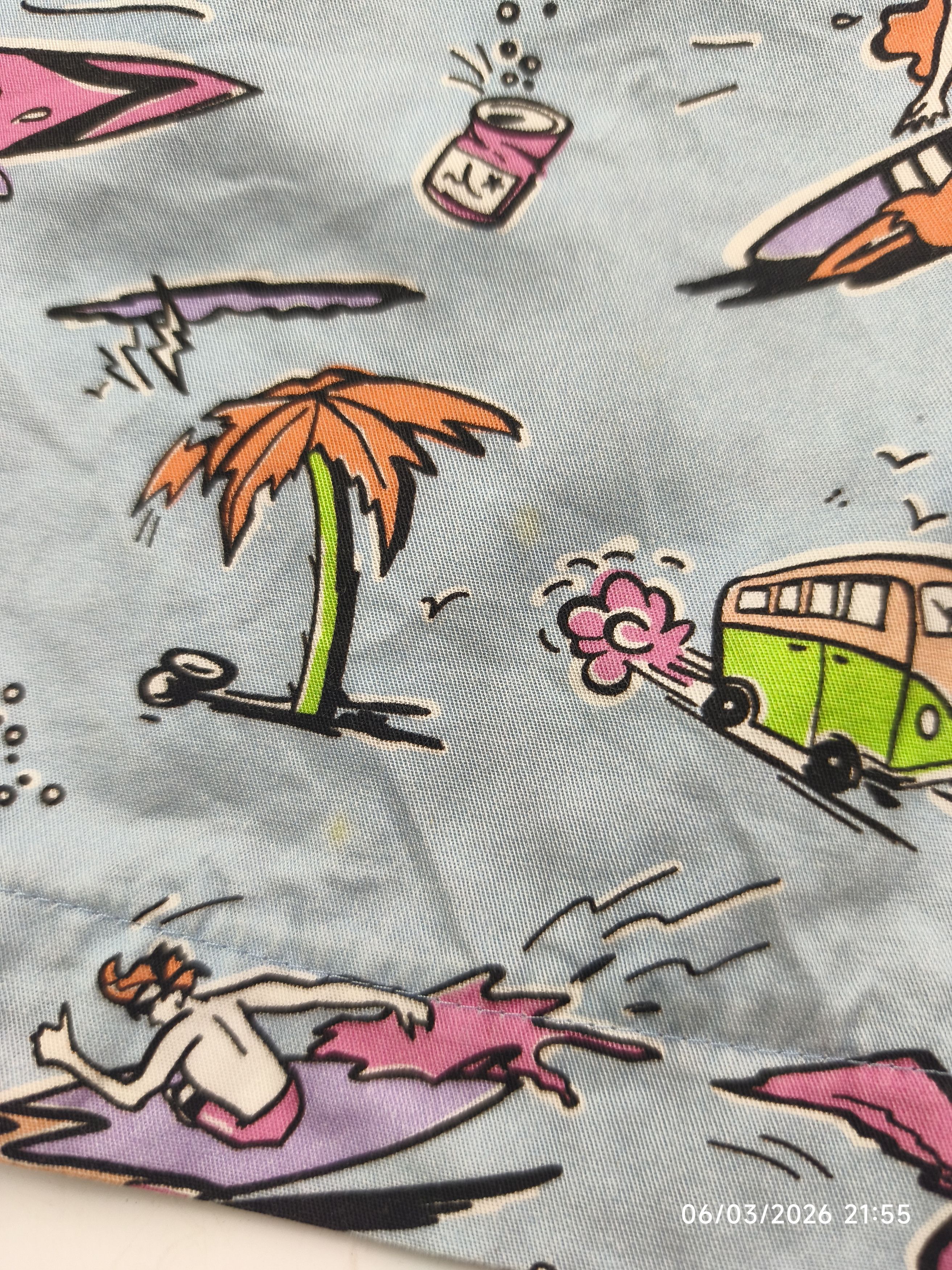 Prada Prada S/S 12 - surf print short Size US 33 - 9 Thumbnail
