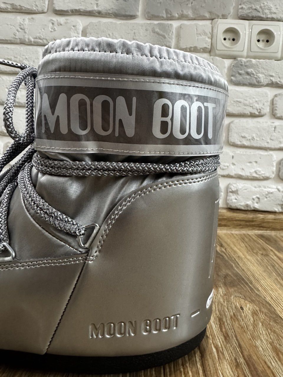 Moon Boot Moon Boot boots winter glance low unisex streetstyle Size US 10 / EU 43 - 3 Thumbnail