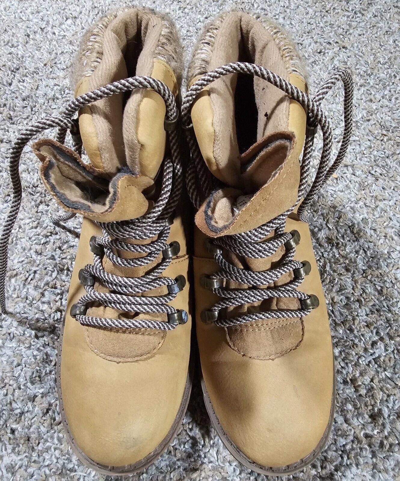 Designer Time and TRU Woman's Ankle Boots Brown Lace Up Size 7 1/2 Size US 7.5 / IT 37.5 - 2 Thumbnail