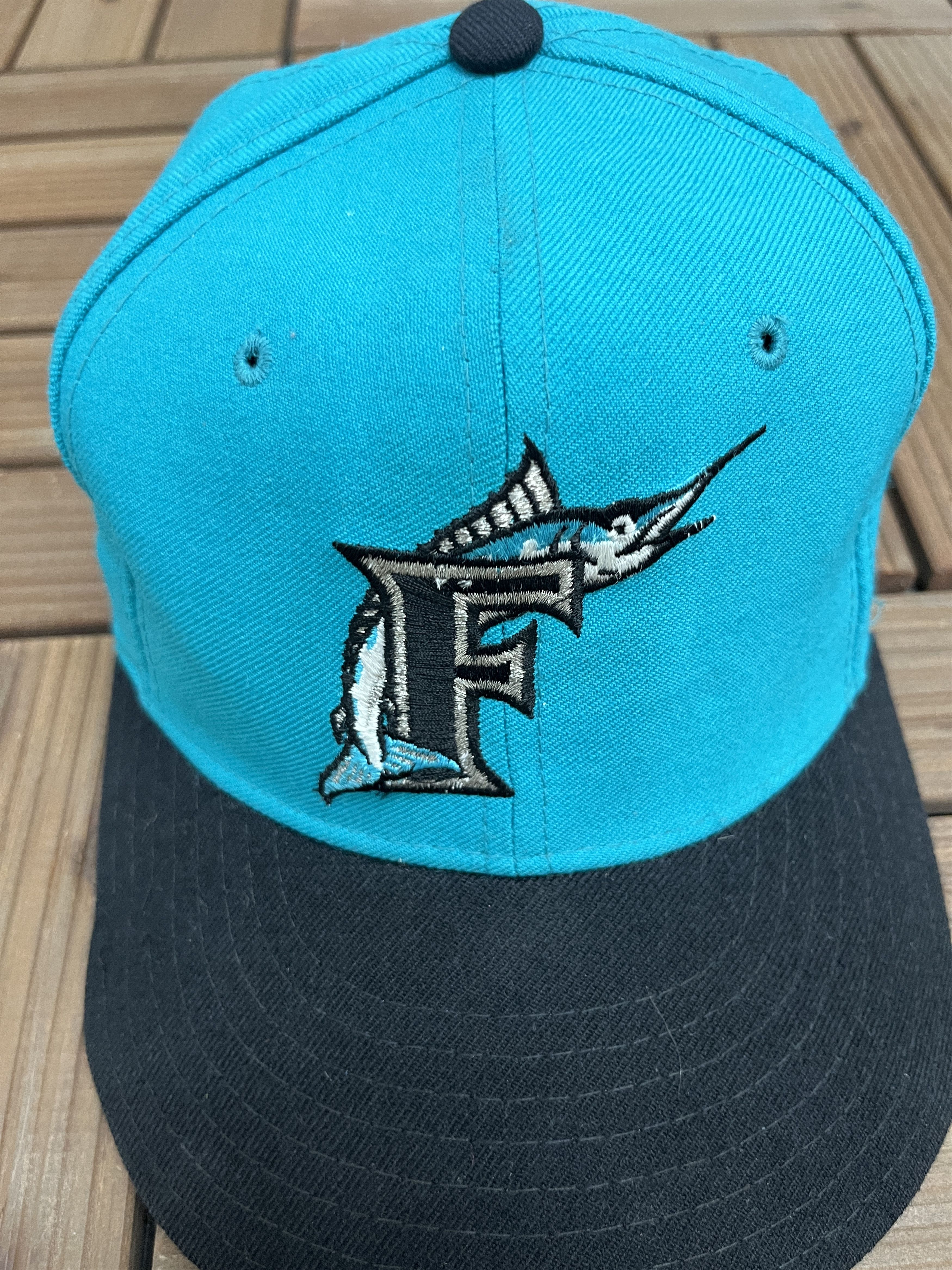 New Era × Vintage Florida Marlins Embroidered Vintage Hat Cap Size 7 1/8 Size ONE SIZE - 3 Thumbnail