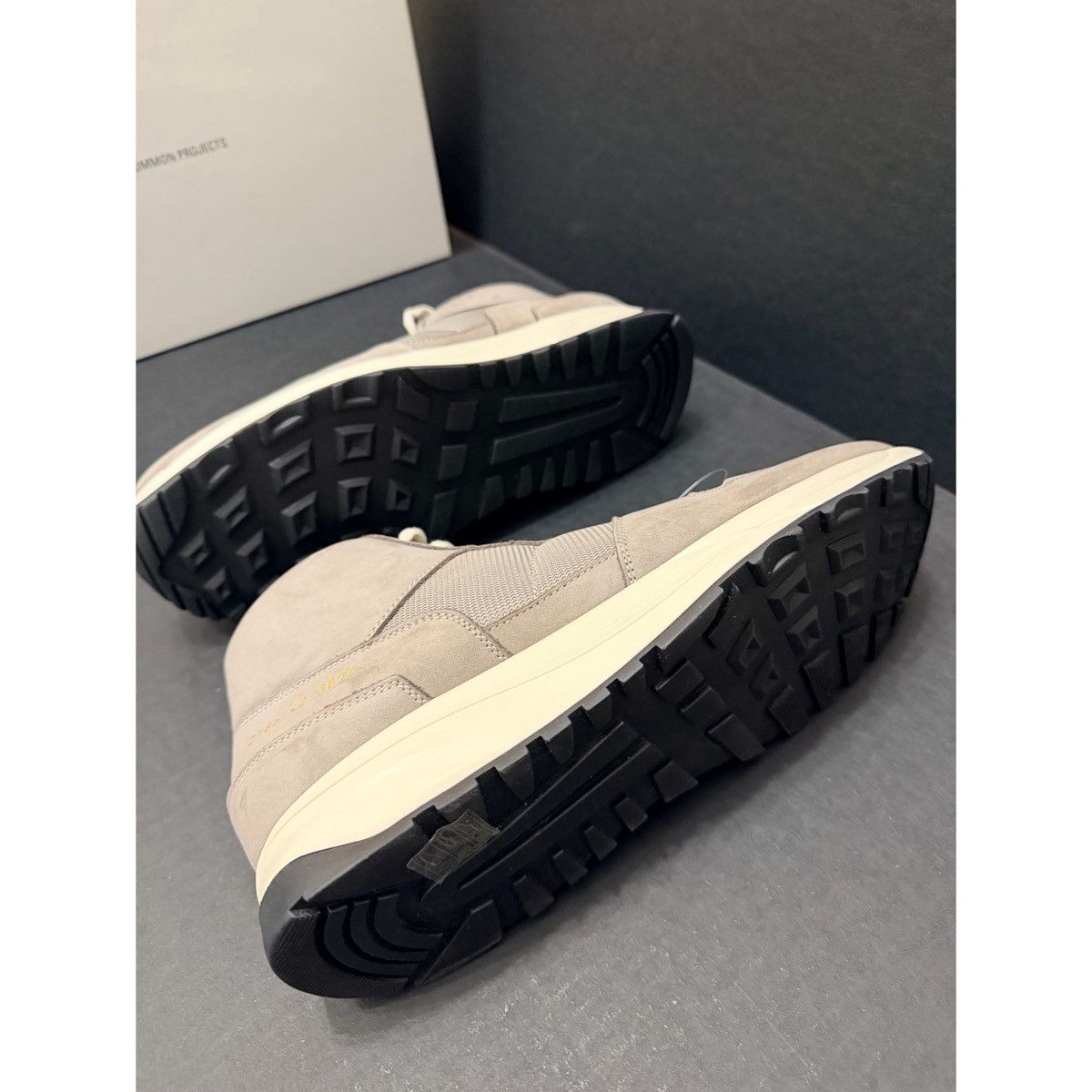 Common Projects COMMON PROJECTS TRACK VINTAGE MID WARM GREY Size US 9 / EU 42 - 19 Thumbnail