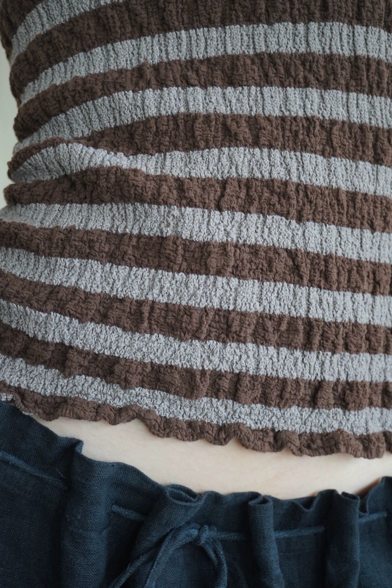 Issey Miyake Issey Miyake me 2000s Pleated Gray-Brown Striped Vest Size ONE SIZE - 5 Thumbnail