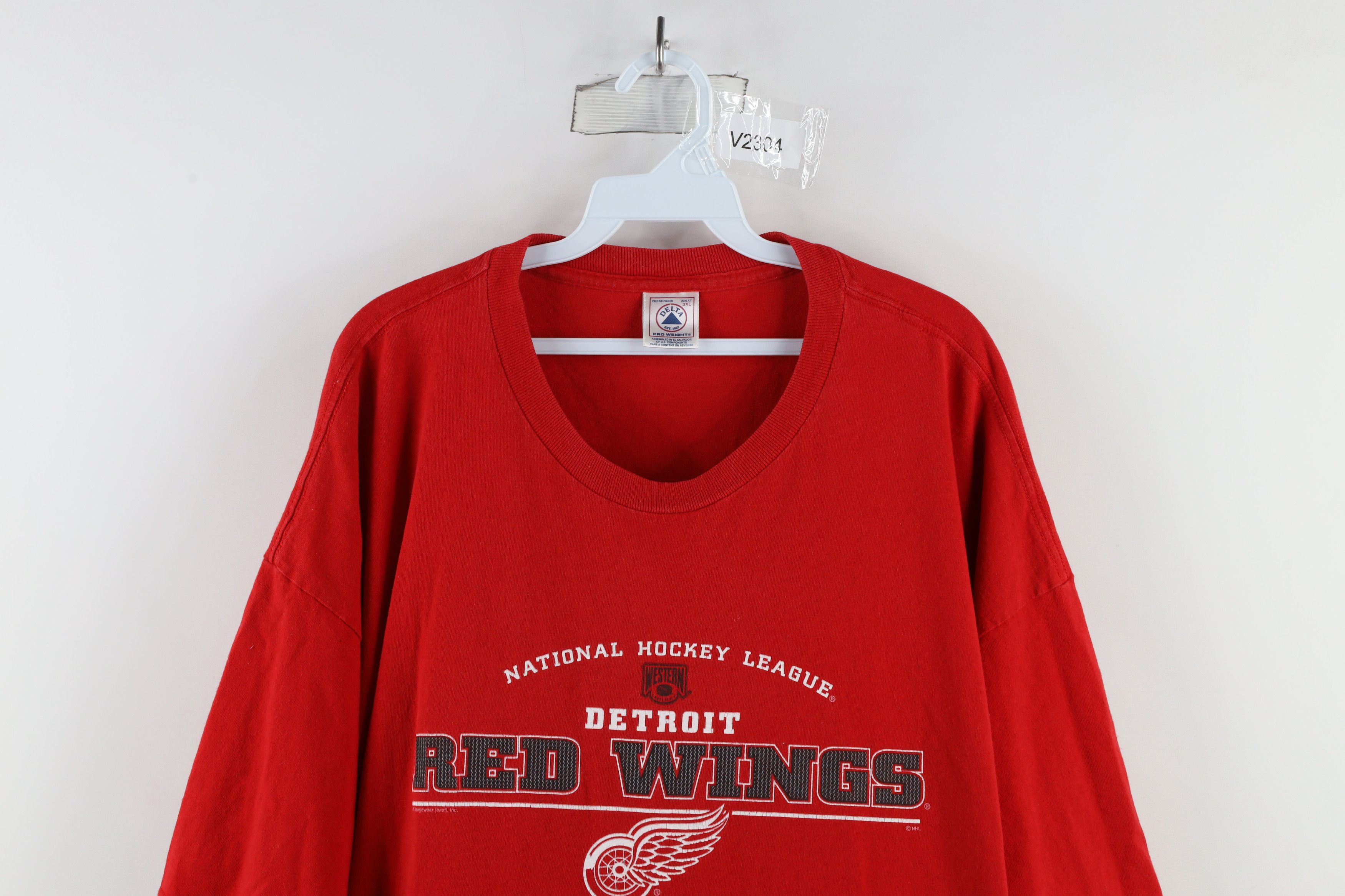 Vintage Vintage 90s Detroit Red Wings Hockey Short Sleeve T-Shirt Size US XXL / EU 58 / 5 - 2 Thumbnail
