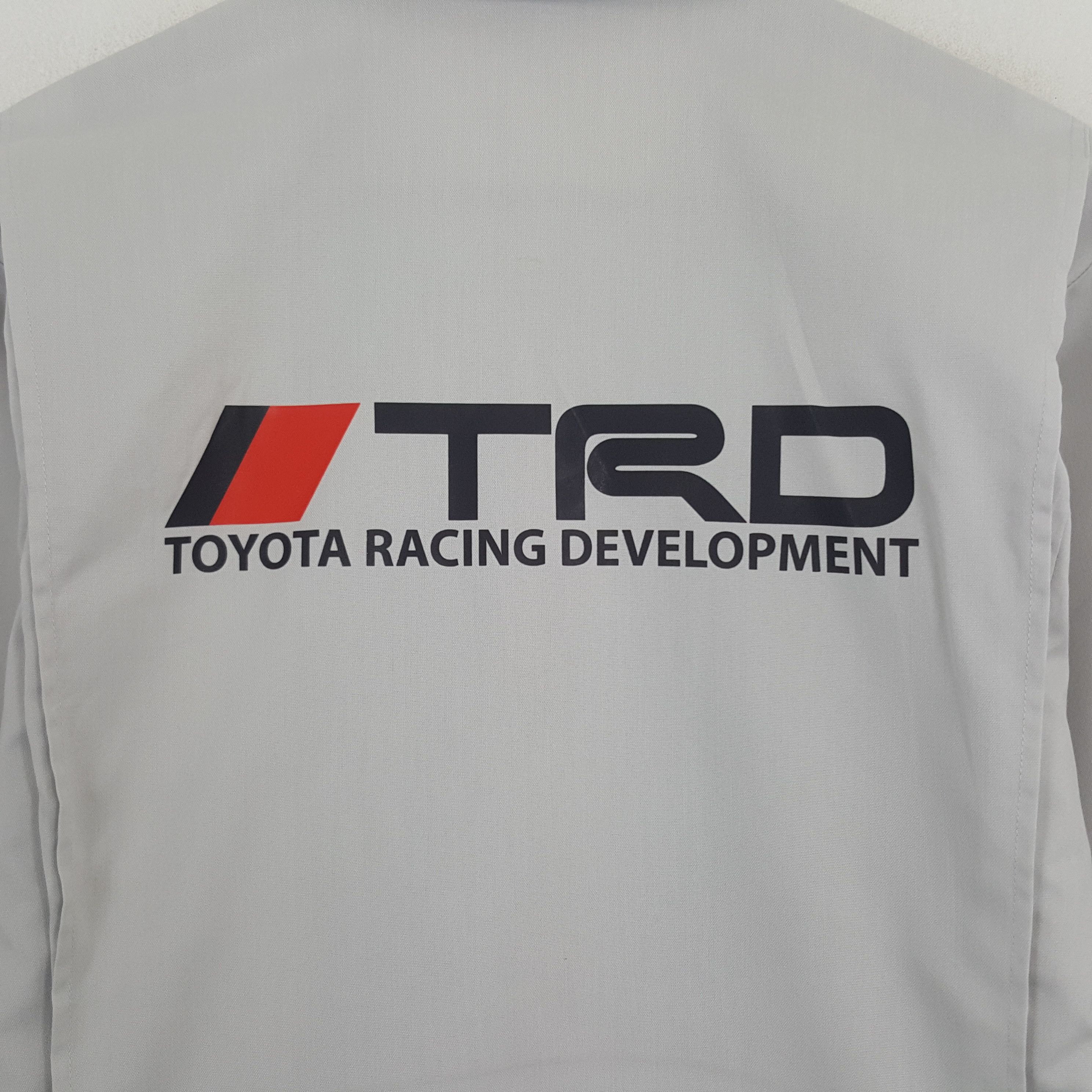 Japanese Brand × Vintage Vintage Toyota Racing Development Custom Art Worker Jacket Size US M / EU 48-50 / 2 - 2 Thumbnail