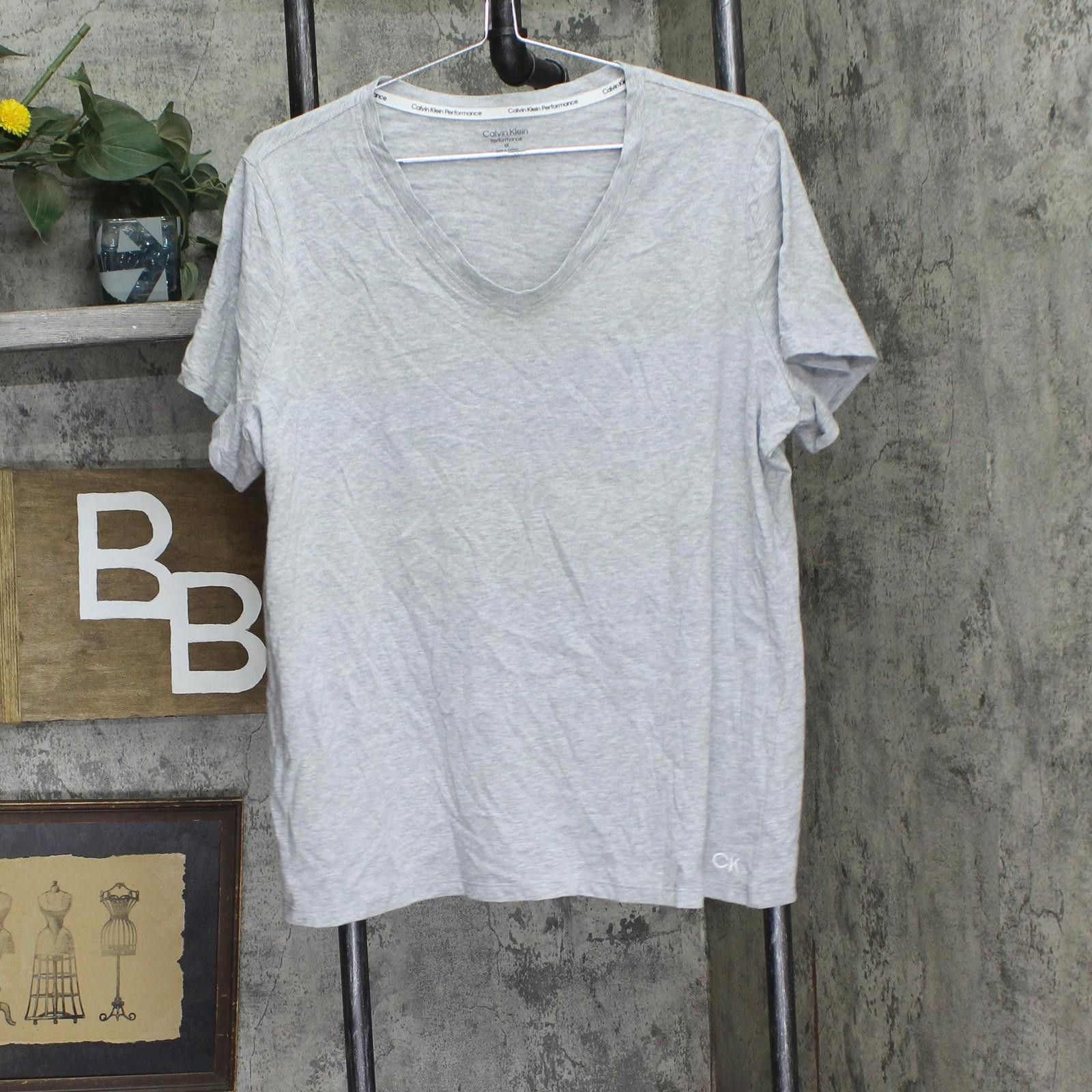 Calvin Klein Calvin Klein Logo Graphic T-shirt Tee Heather Gray 1x Size XL / US 12-14 / IT 48-50 - 1 Thumbnail