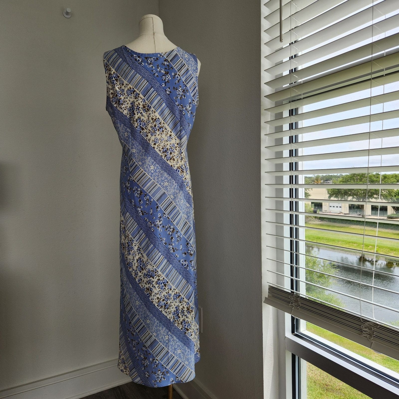 Vintage Vintage Blue Floral Striped Sheath Sleeveless Maxi Dress M Size M / US 6-8 / IT 42-44 - 8 Thumbnail