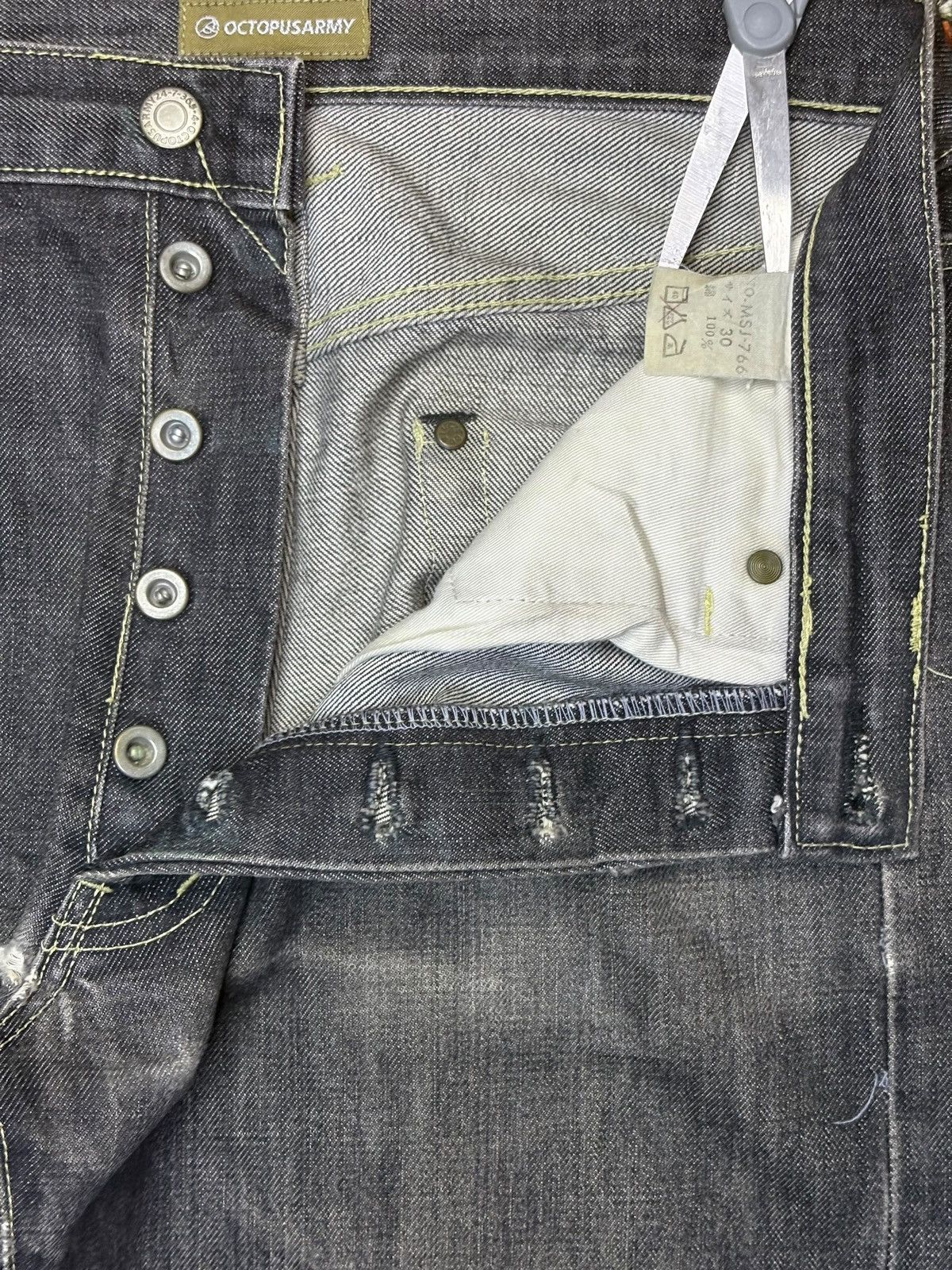 Japanese Brand Vintage Japanese Brand Rusty Wash Distressed Baggy Jeans Size US 31 - 3 Thumbnail