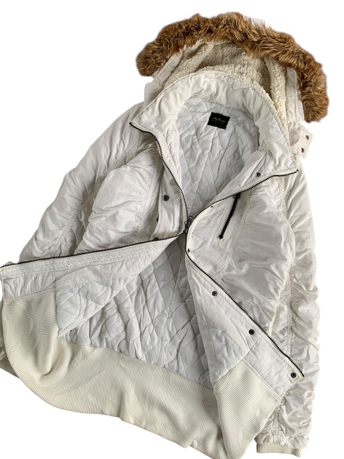 In The Attic 2000s Sky bomber faux fur Y2k style Size US M / EU 48-50 / 2 - 4 Thumbnail