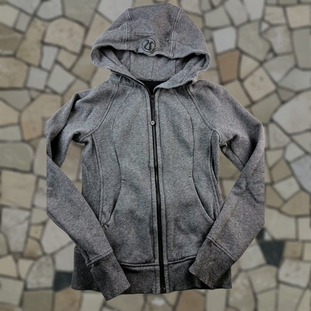 Lululemon Lululemon Scuba Hoodie Sweatshirt Hoodie Full Zip Regular Size 2 Womens Multicolor Logo Pockets Raglan Sleeve Fleece Activewear Modern Sportswear Size XS / US 0-2 / IT 36-38 - 1 Thumbnail