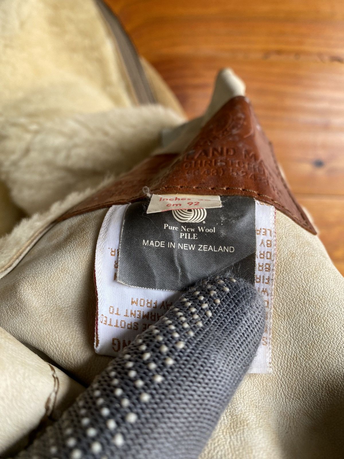 Vintage Vintage New Zealand Made Sheepskin Leather Shearling Flight Size US S / EU 44-46 / 1 - 14 Thumbnail