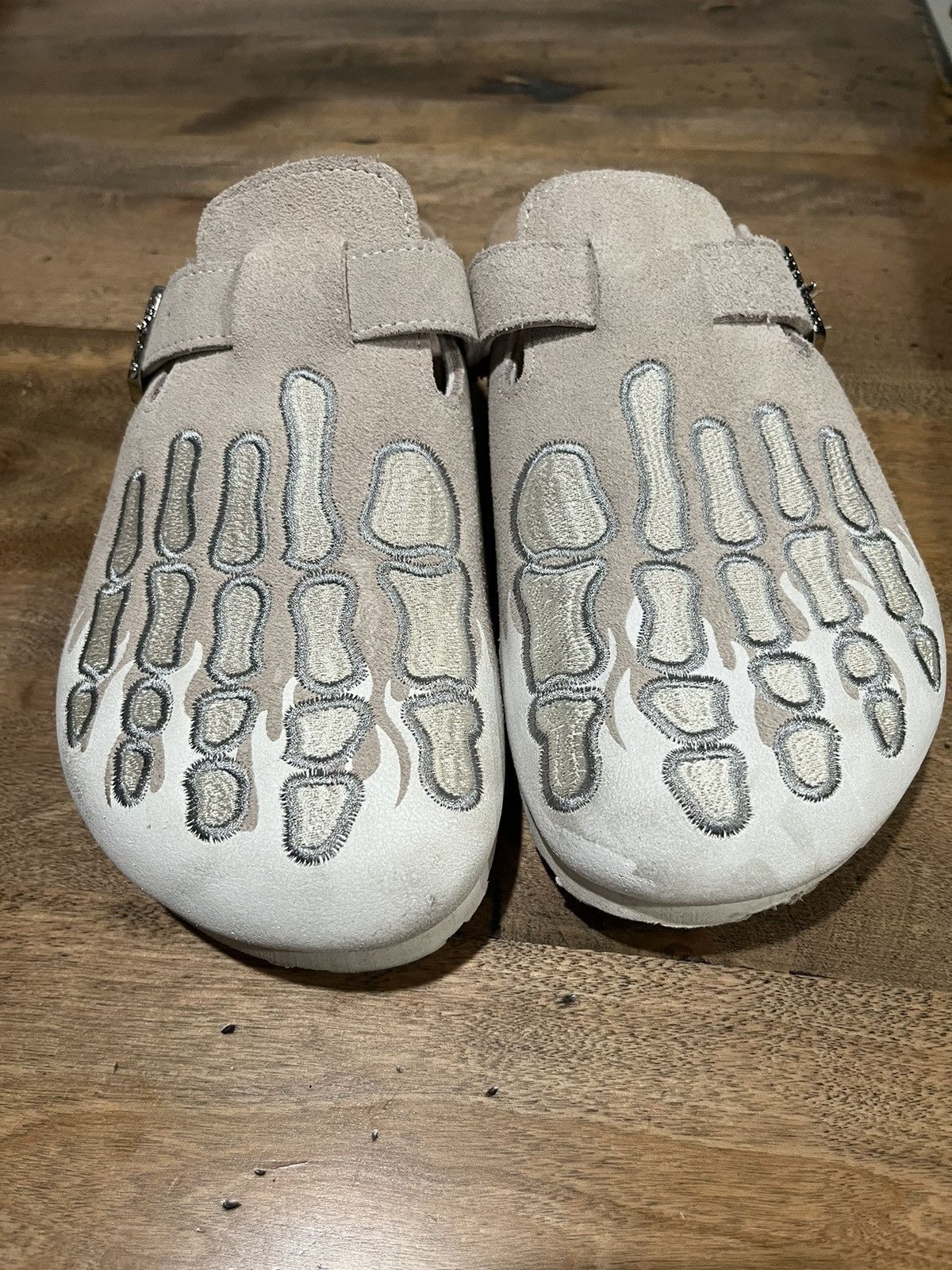 image of Om New York Fish Bone Slides in Grey, Men's (Size 9)