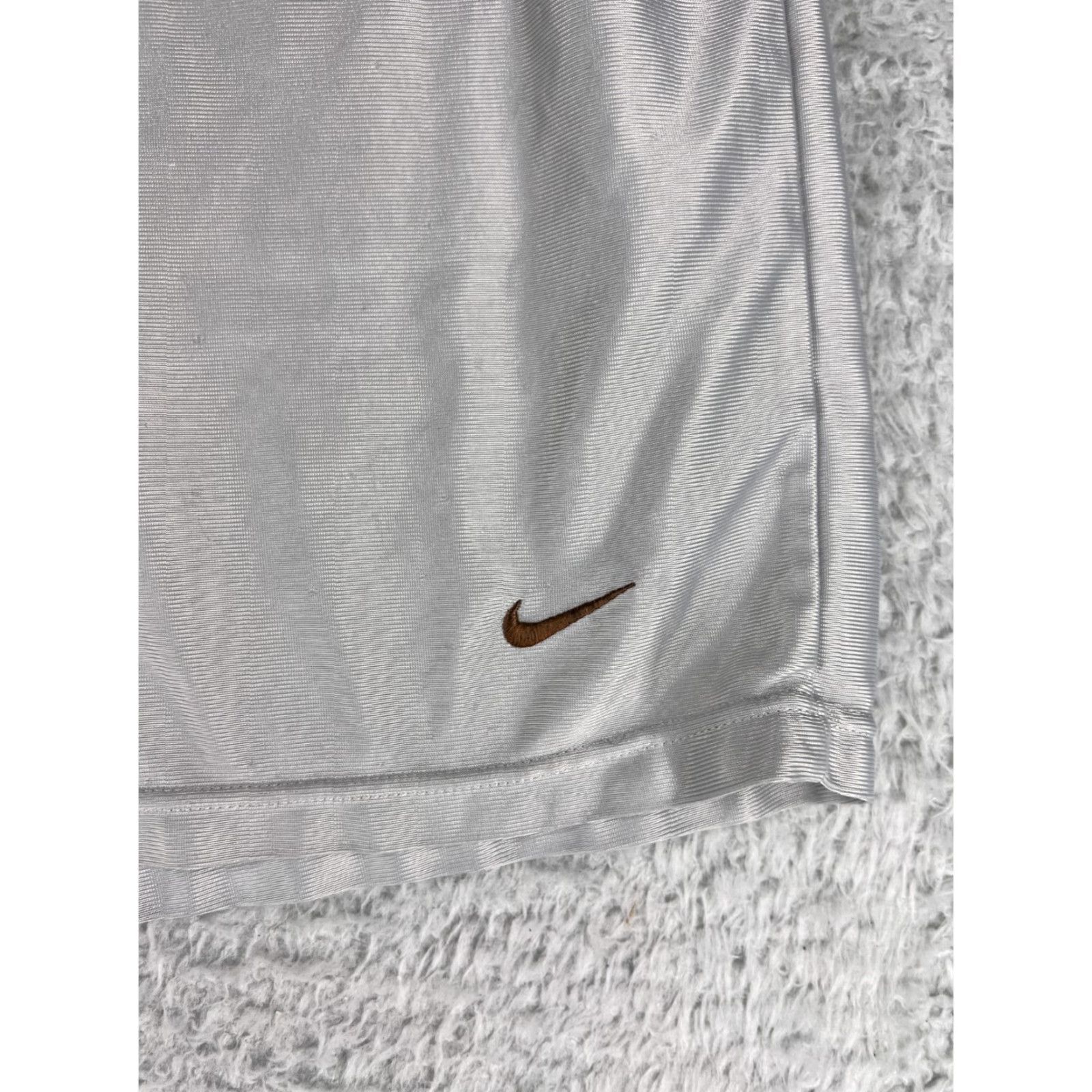 Nike VINTAGE Nike Shorts Mens M Gray Basketball Running Training 100% Polyester Size US 36 / EU 52 - 5 Thumbnail