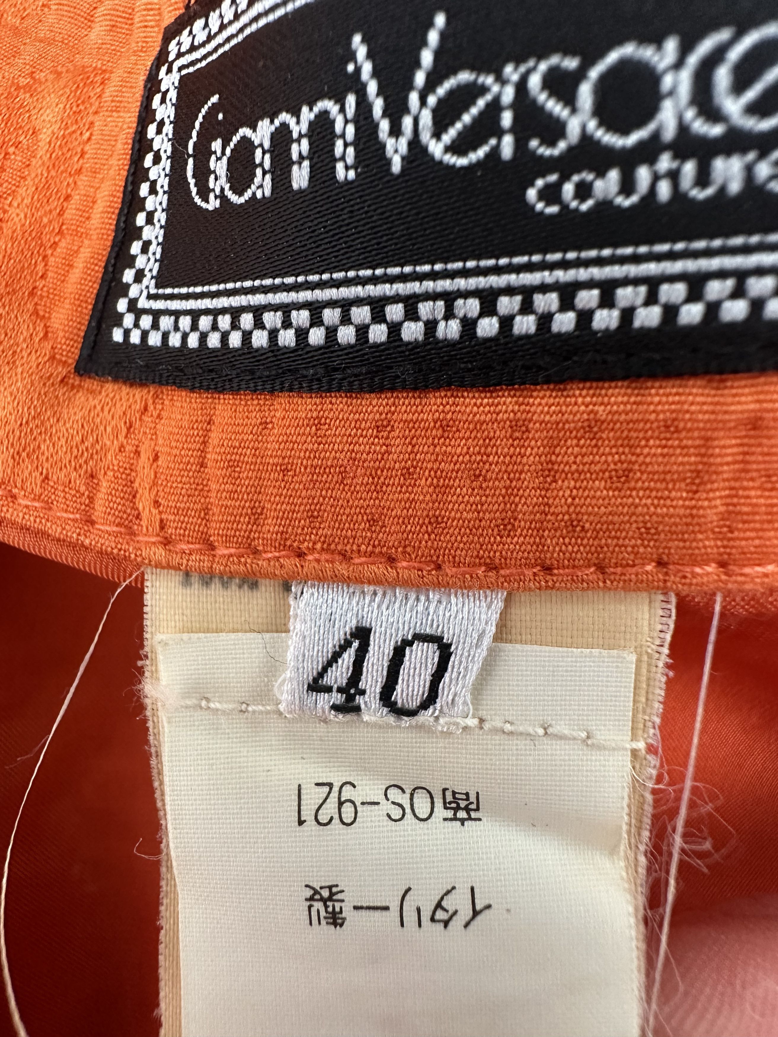 Versace S/S 1991 Orange Letter Pattern Tailleur Size S / US 4 / IT 40 - 10 Thumbnail