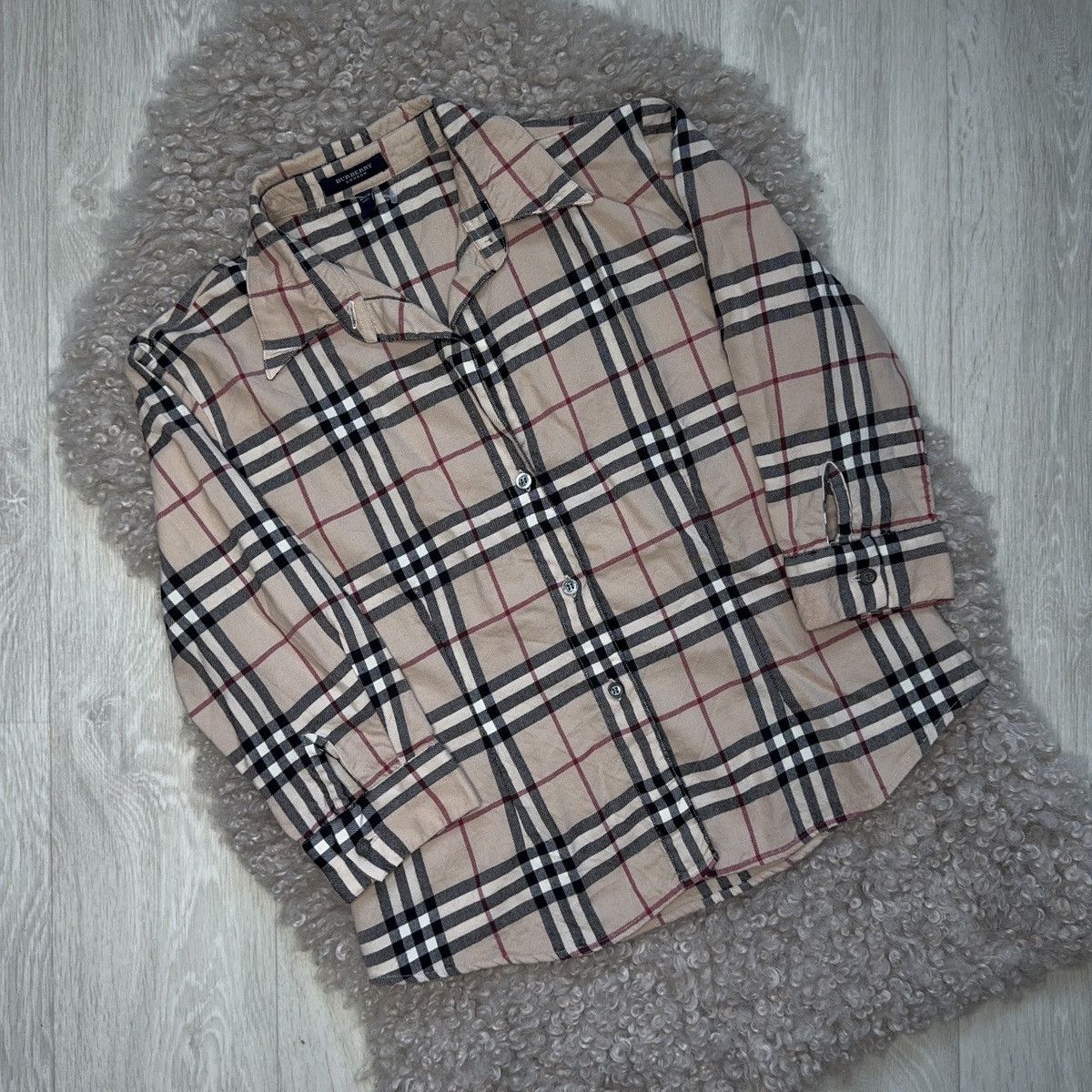 Burberry Burberry nova check shirt Size M / US 6-8 / IT 42-44 - 1 Thumbnail
