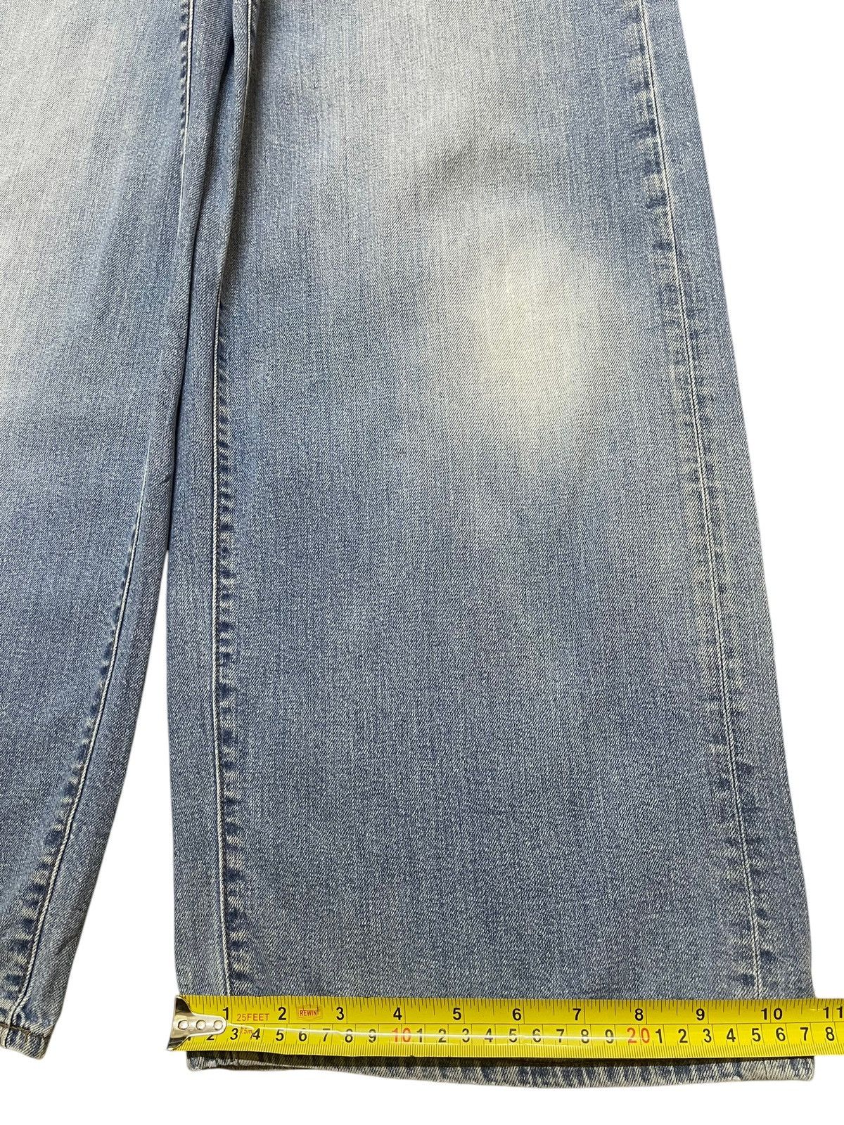 Uniqlo Vintage Japanese Uniqlo Blue Faded Wash Style Baggy Jeans Size US 28 / EU 44 - 16 Thumbnail
