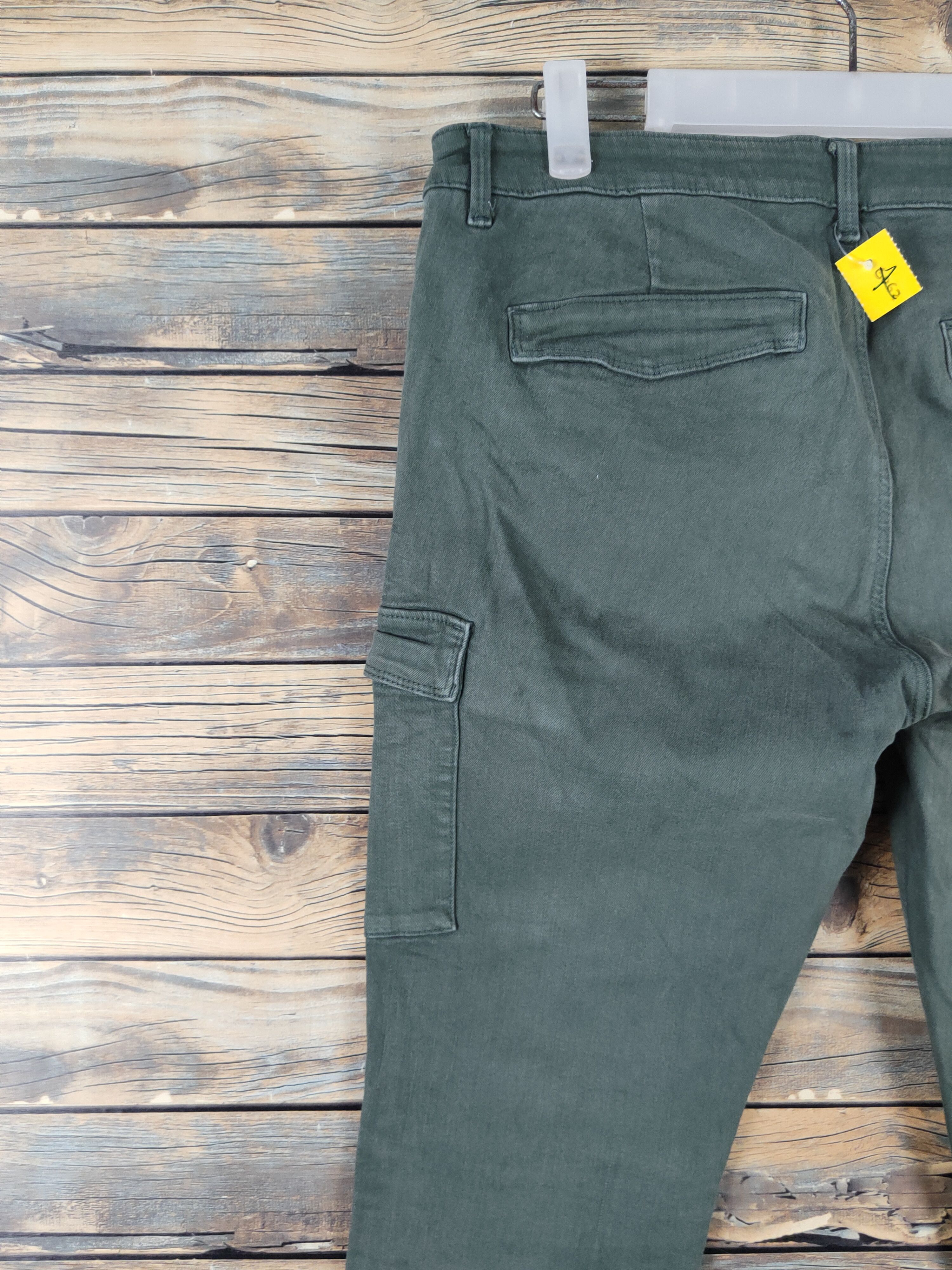 Japanese Brand Uniqlo Green Multipocket Tactical Cargo Pants #W1895 Size US 30 / EU 46 - 8 Thumbnail