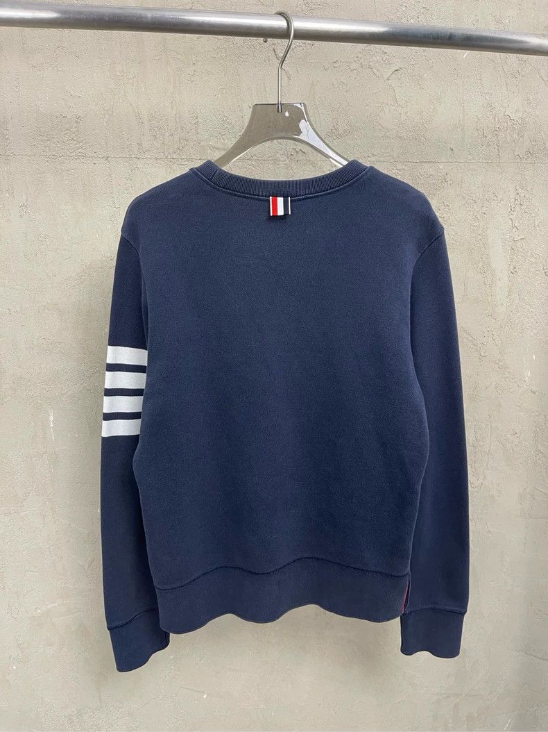 Thom Browne Thom browne Dark blue four-striped round-neck sweatshirt 25 Size US S / EU 44-46 / 1 - 2 Thumbnail