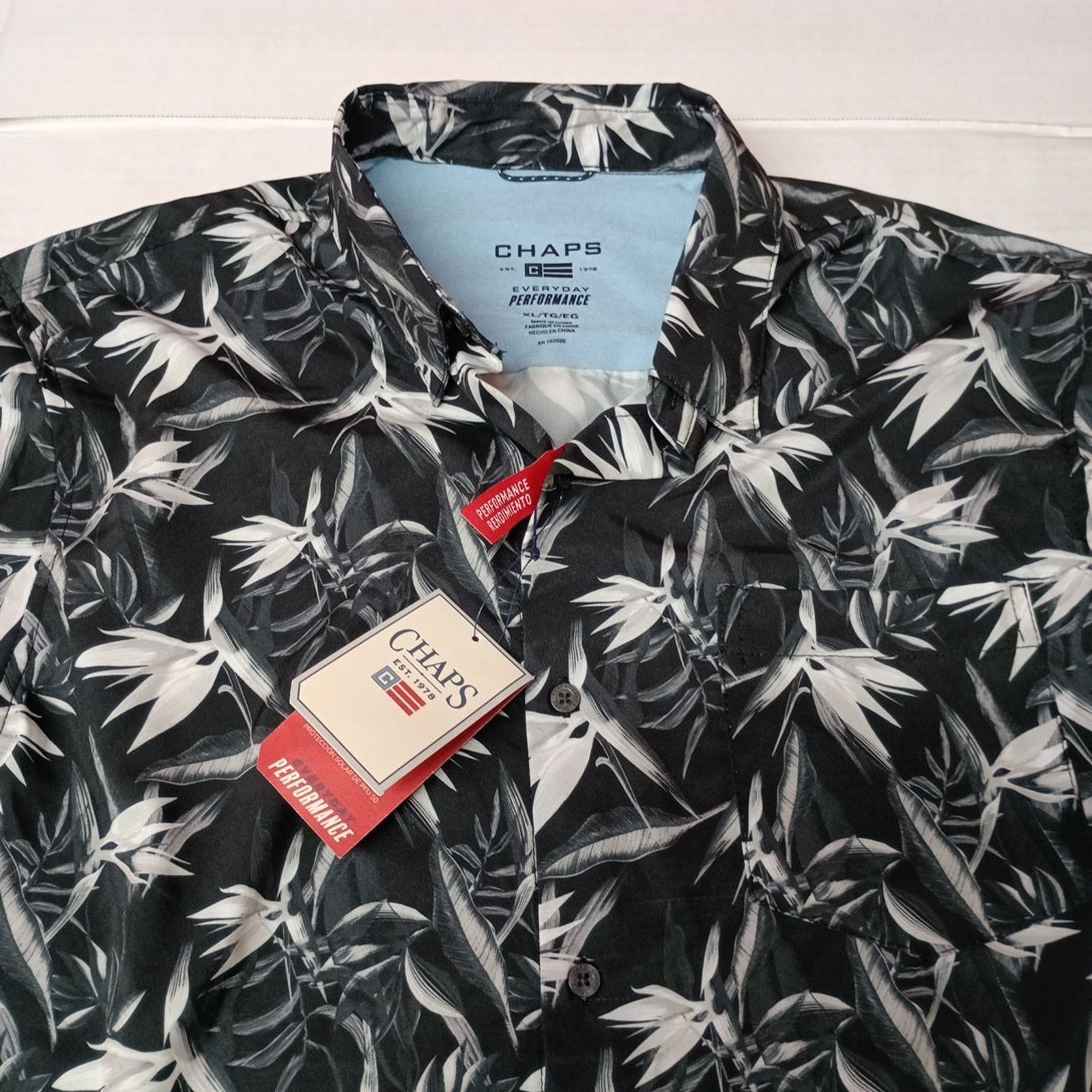 Chaps Chaps Everyday Performance Shirt Men's Size XL Black Floral Size US XL / EU 56 / 4 - 2 Thumbnail