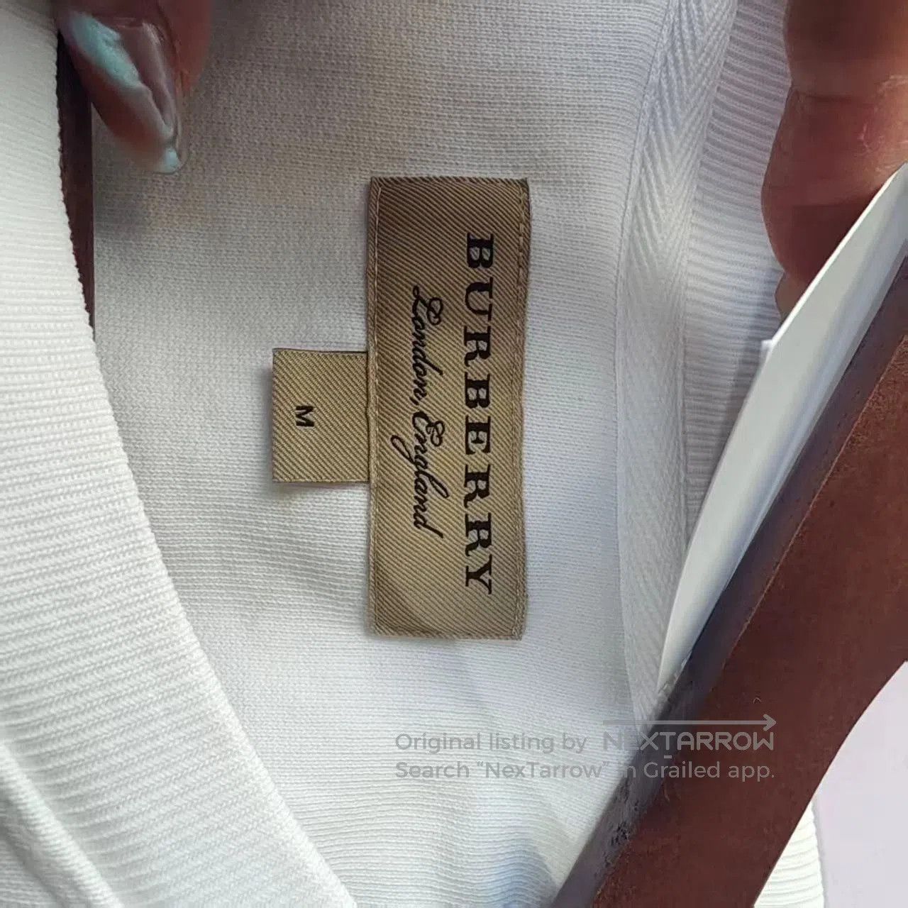 Burberry burberry white logo sweatshirt in size medium. Size US M / EU 48-50 / 2 - 3 Thumbnail