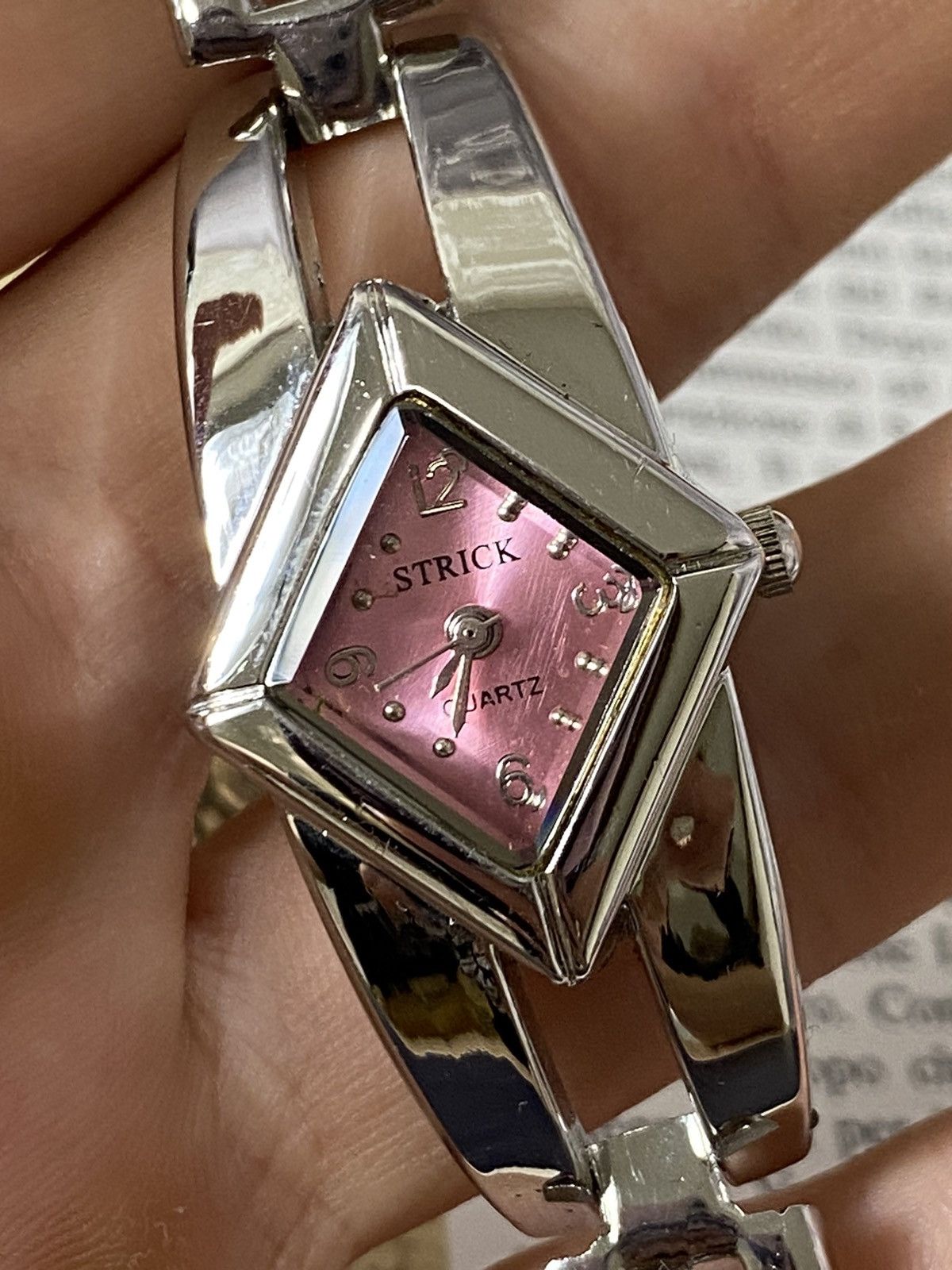 Jewelry Strick Quartz Watch. Pink Dial Size ONE SIZE - 5 Thumbnail