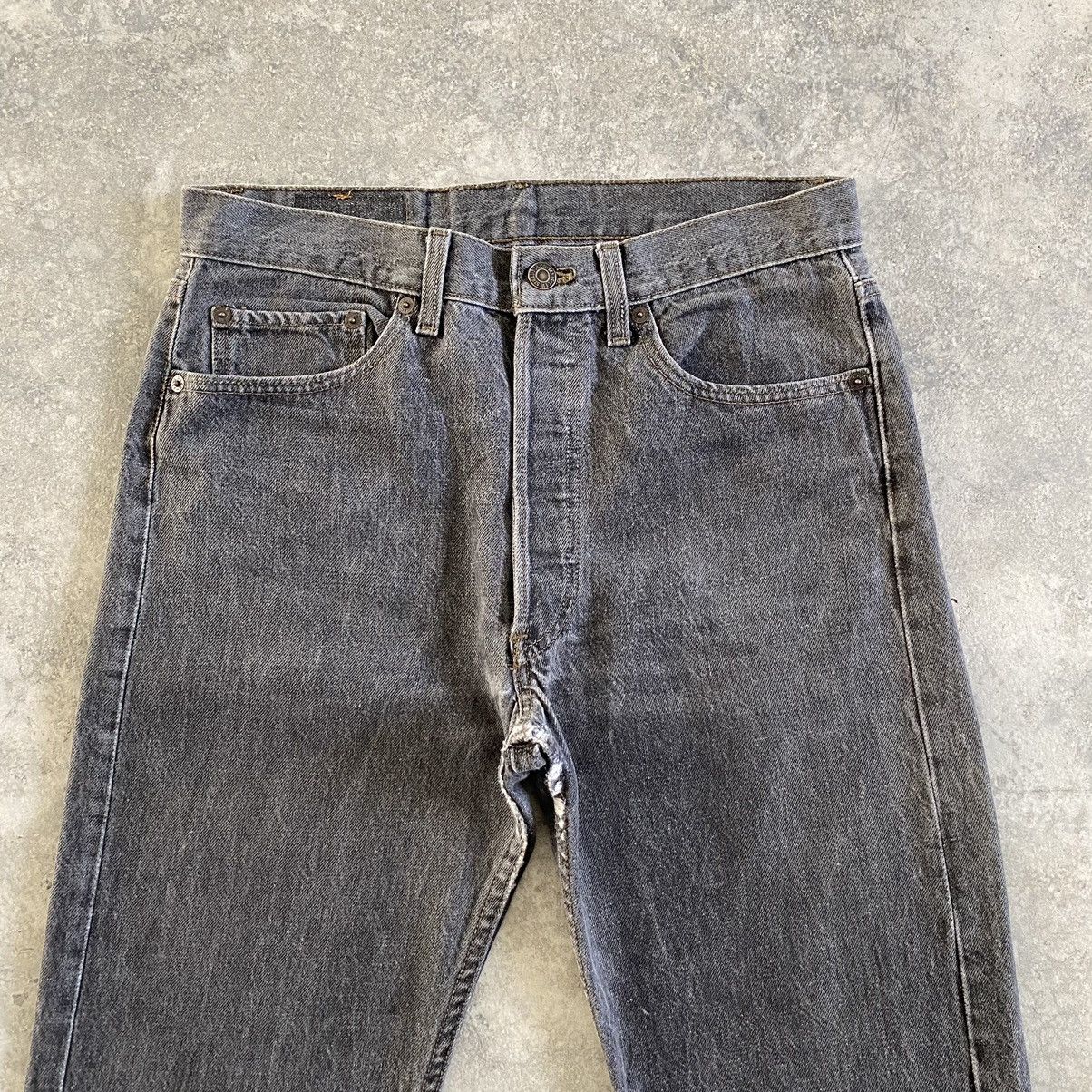 Levi's Vintage 1993 Levi’s 501 Ash Grey Denim Jeans Size US 30 / EU 46 - 8 Thumbnail
