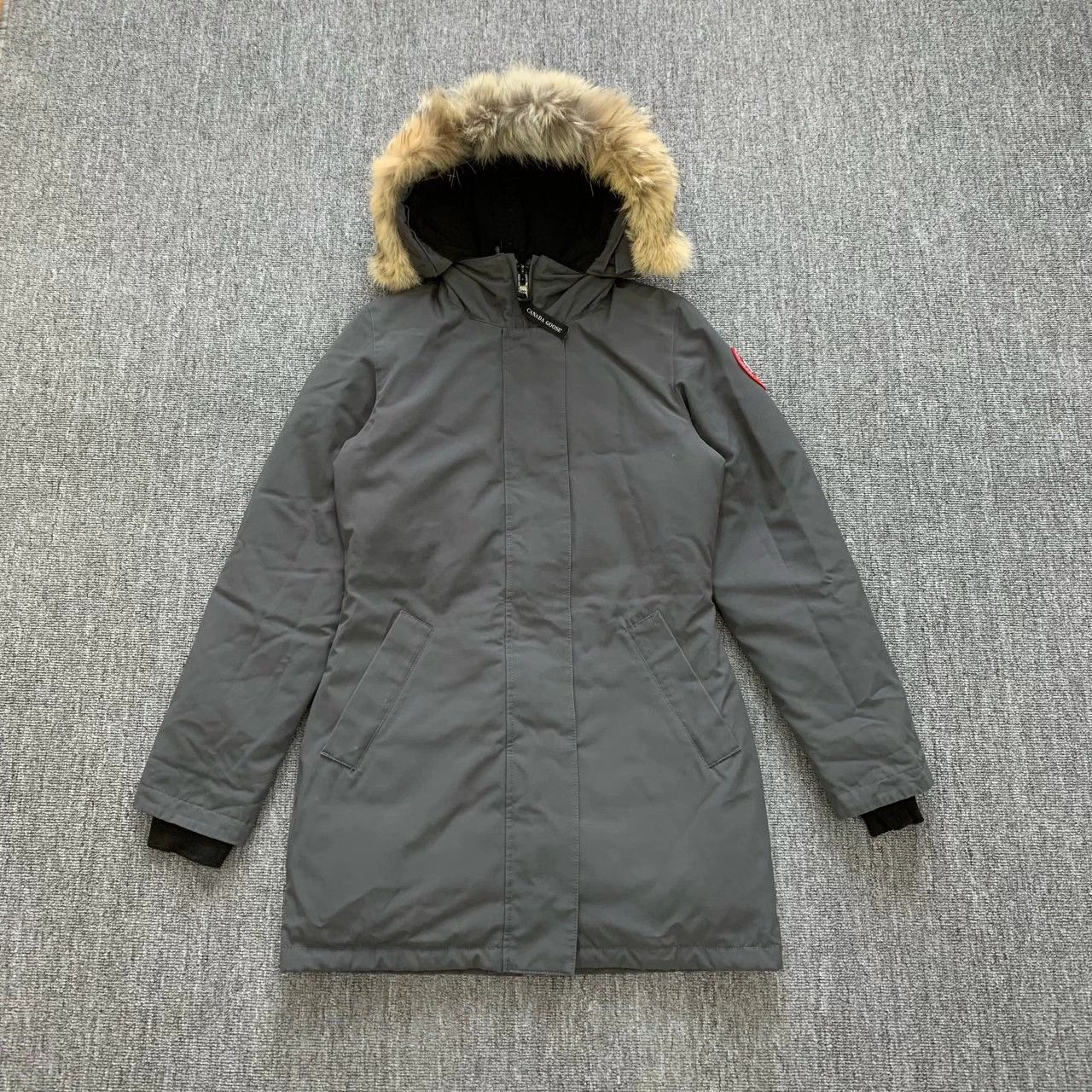 Canada Goose Canada Goose gray parka XS 95 new JZ1496 Size XS / US 0-2 / IT 36-38 - 1 Thumbnail