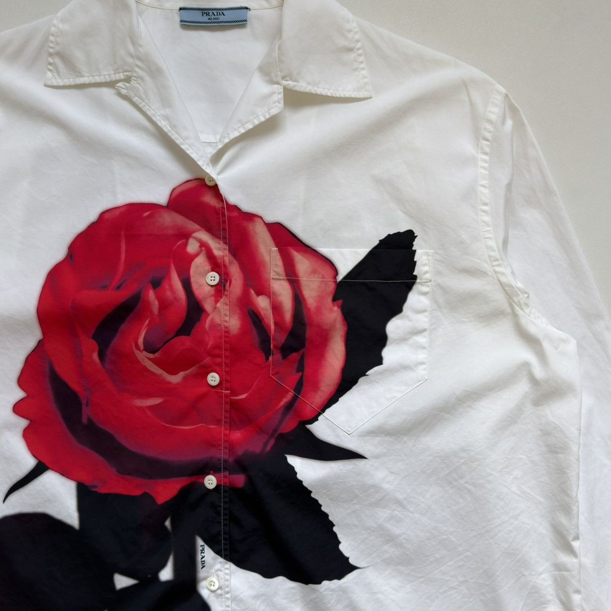 Prada S/S 19 ‘Red Rose Stencil’ Print Shirt Size US L / EU 52-54 / 3 - 7 Thumbnail