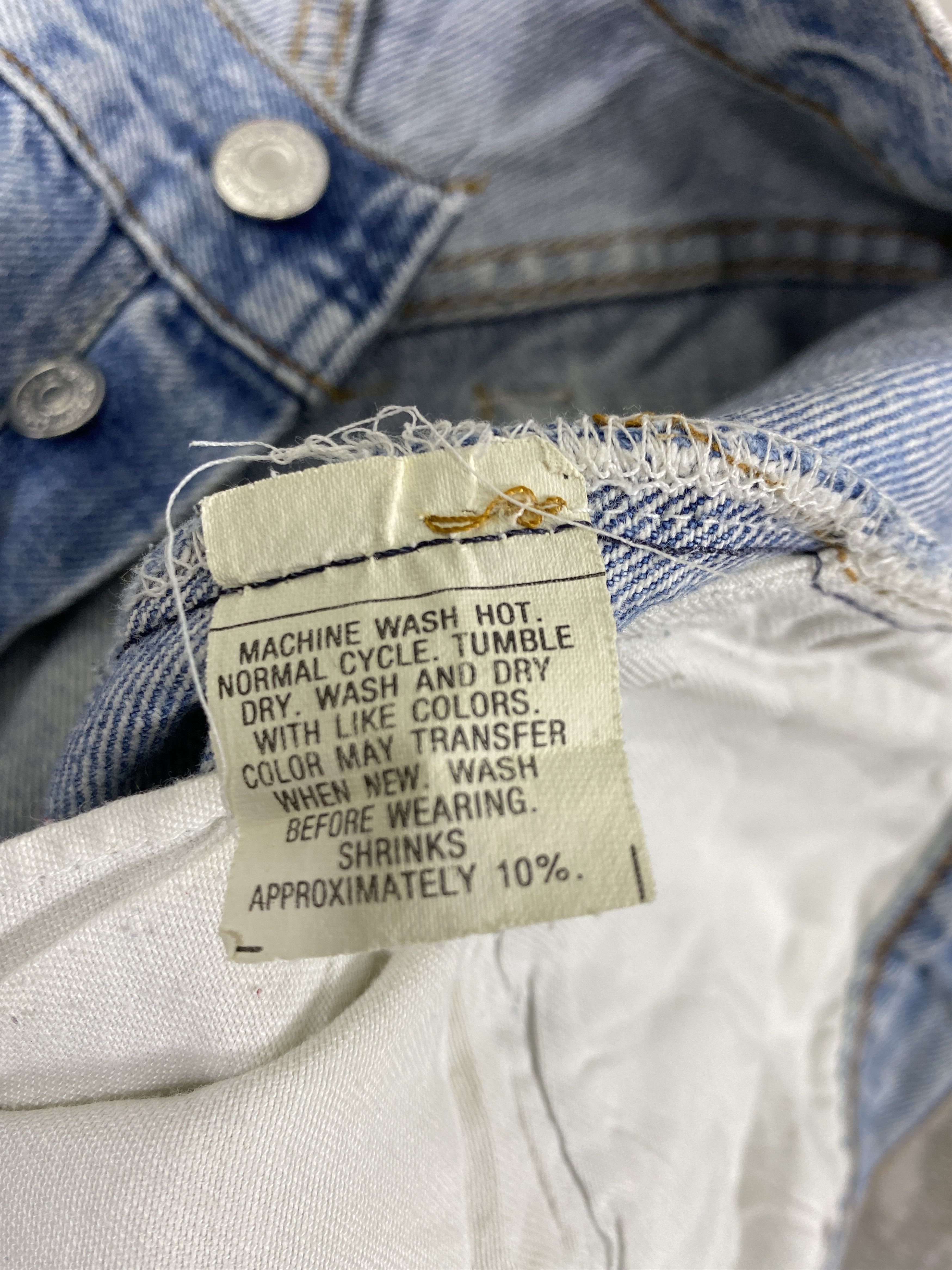 Levi's Vintage Levi's 501 Light Blue Jeans 29x32.5- JN3789 Size US 29 - 9 Thumbnail