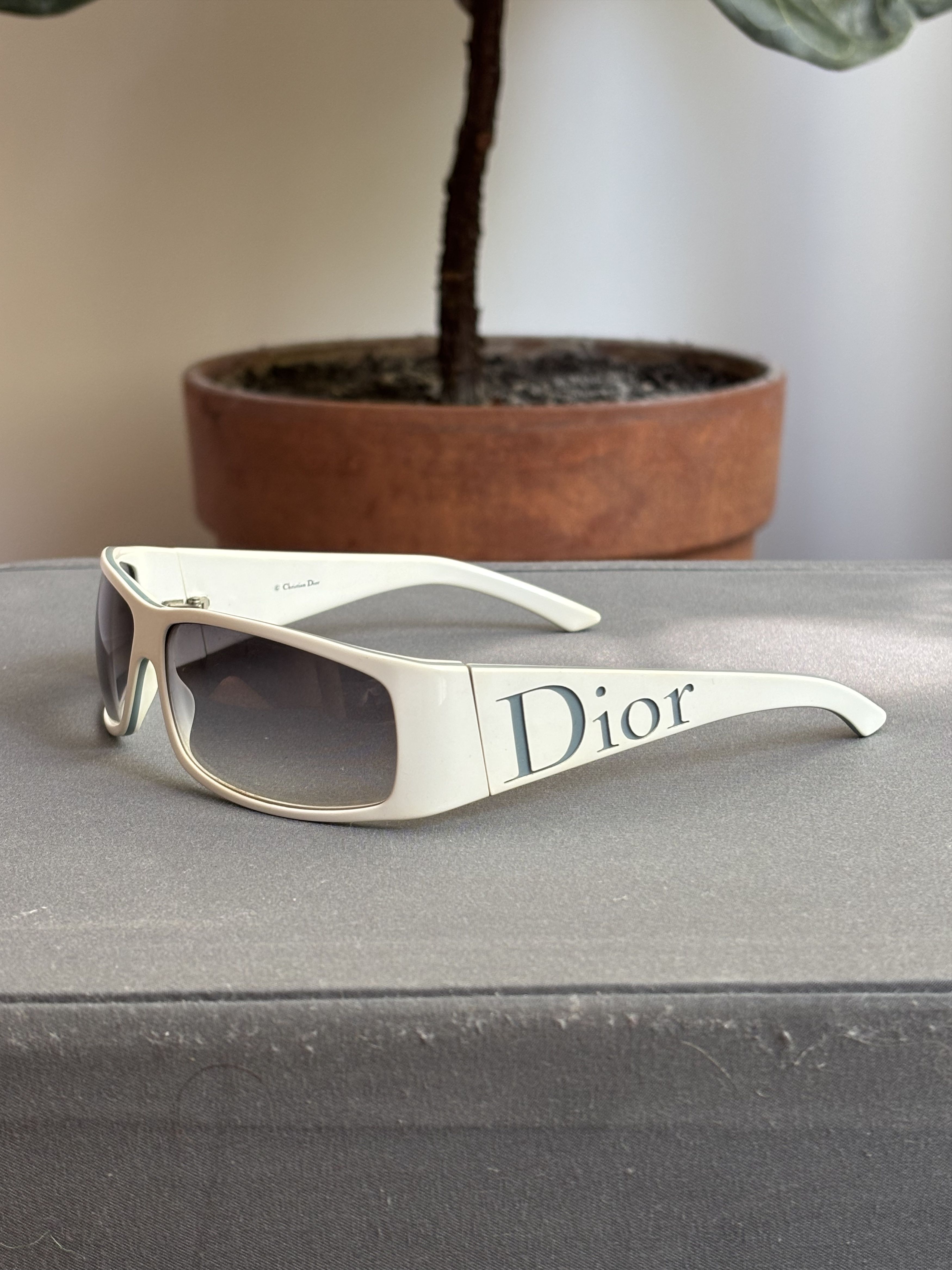 Dior Dior Sunglasses Your 2 Shield Mask CD Sport Vintage Size ONE SIZE - 1 Thumbnail