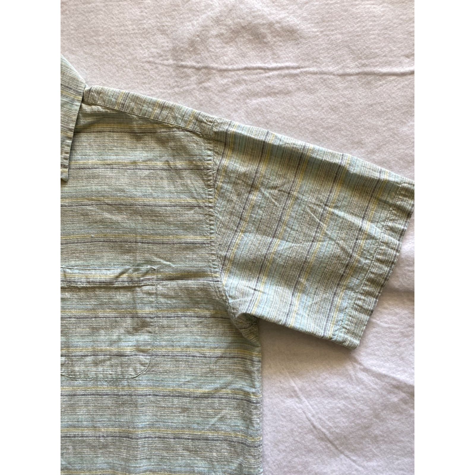 Van Heusen Van Heusen Men's XL Short Sleeve Button-Up Shirt - Sage Green Striped Like / 15-19 / Regular Fit / Button-Down Collar - Cotton-Polyester Size US XL / EU 56 / 4 - 2 Thumbnail