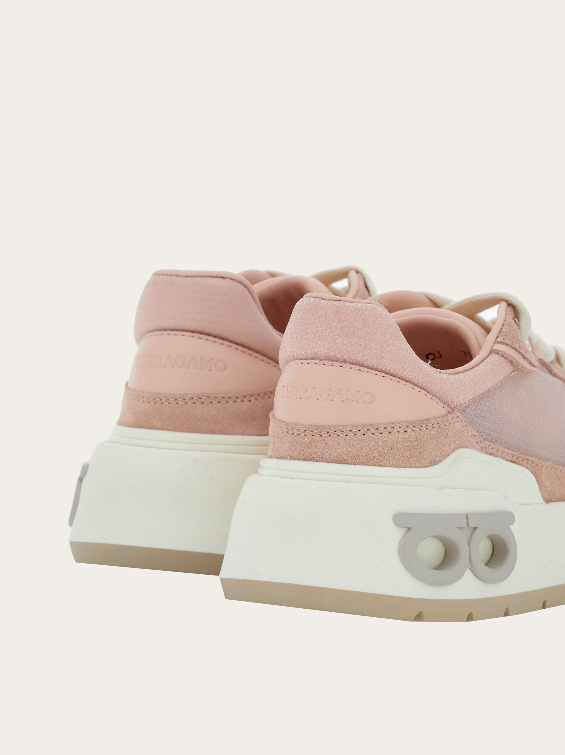 Salvatore Ferragamo o1s1rm0924 Gancini Low-Top Sneakers in Nylund Pink Size US 6.5 / IT 36.5 - 3 Thumbnail