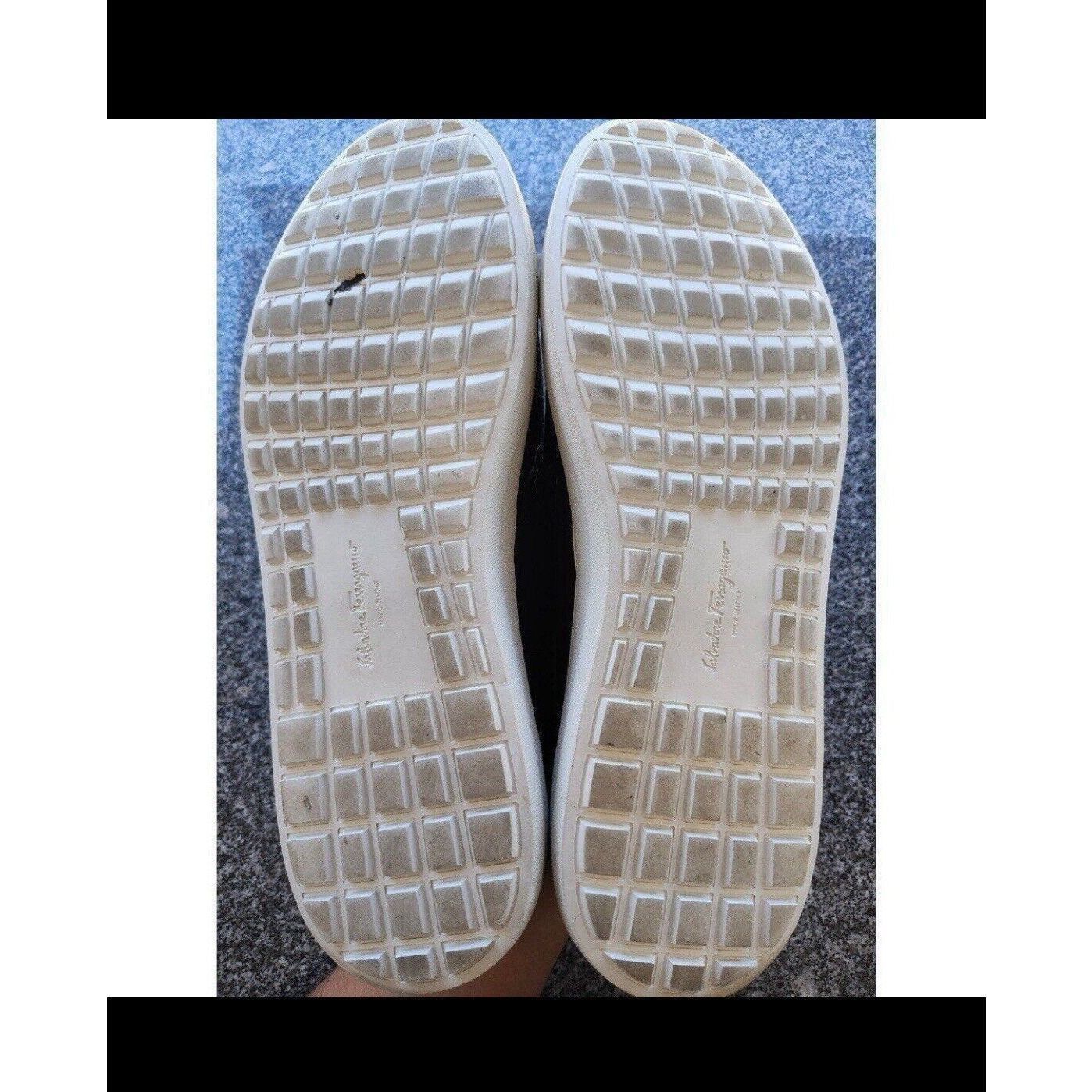 Salvatore Ferragamo Salvatore Ferragamo Perforated Fury Navy Blue Rubber Boat Sh Size US 9 / EU 42 - 6 Thumbnail