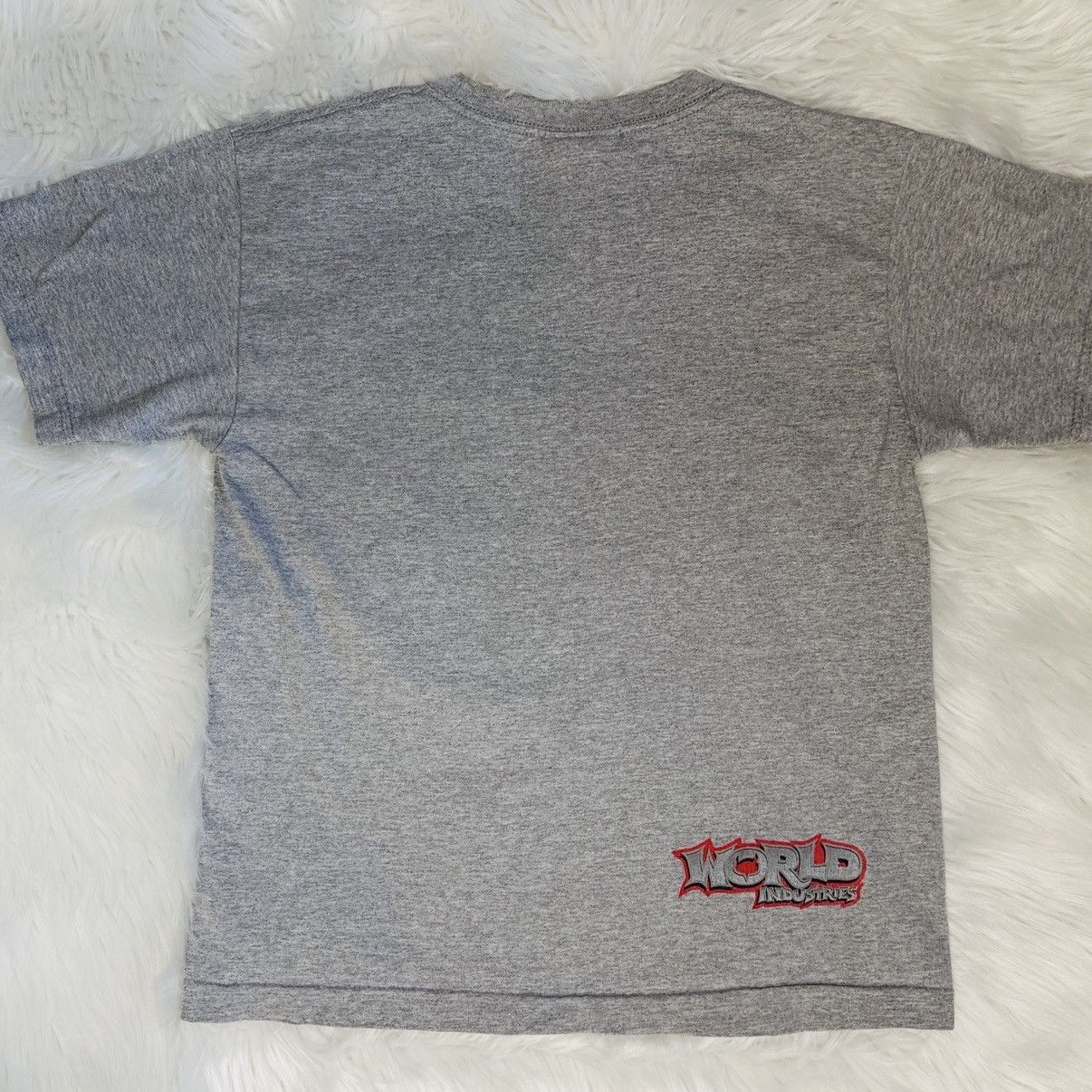 World Industries Vintage WORLD INDUSTRIES Flame Logo T-Shirt - Gray Size US M / EU 48-50 / 2 - 3 Thumbnail