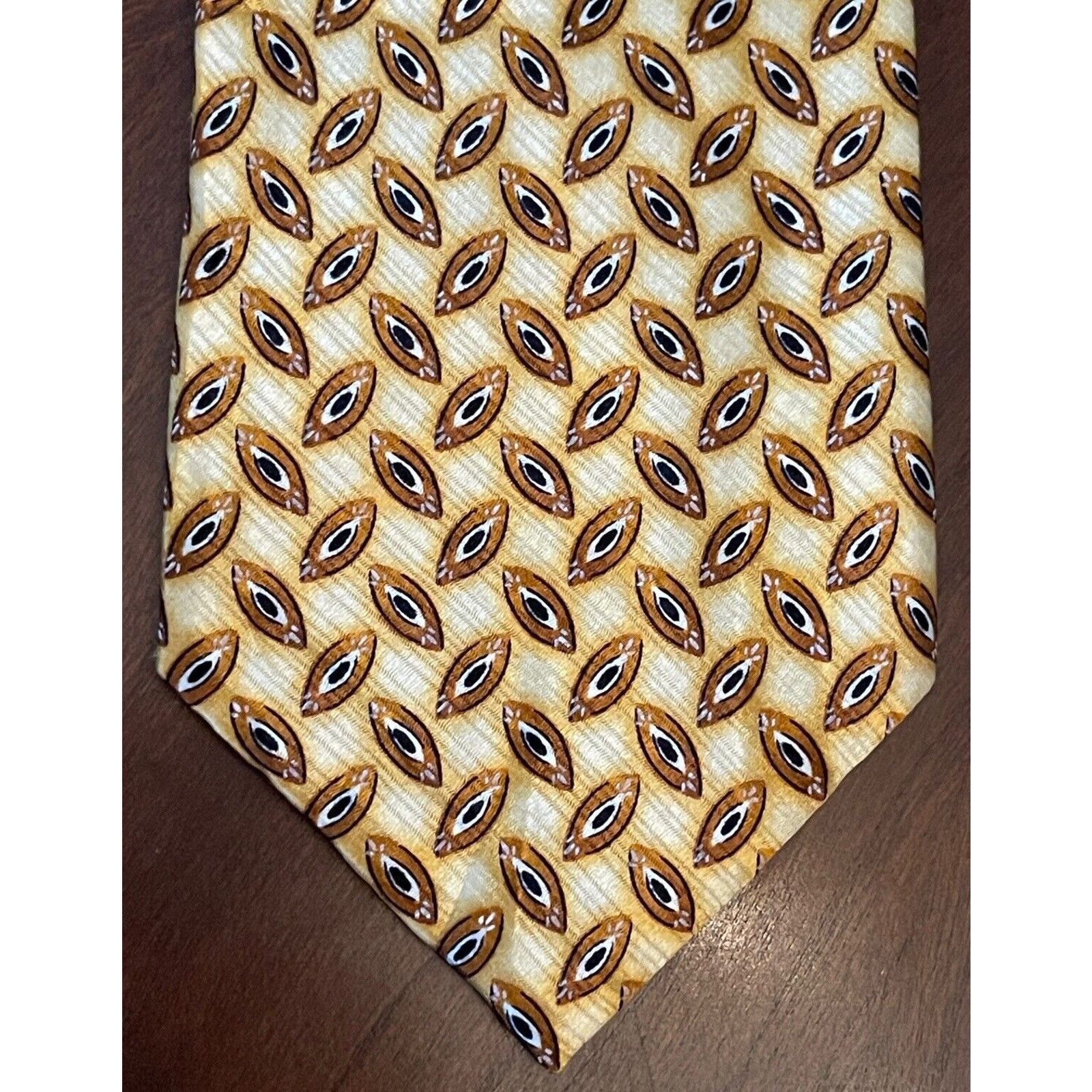 Jos. A. Bank Jos. A. Bank Gold 100% Imported Silk Made In China Size ONE SIZE - 1 Thumbnail