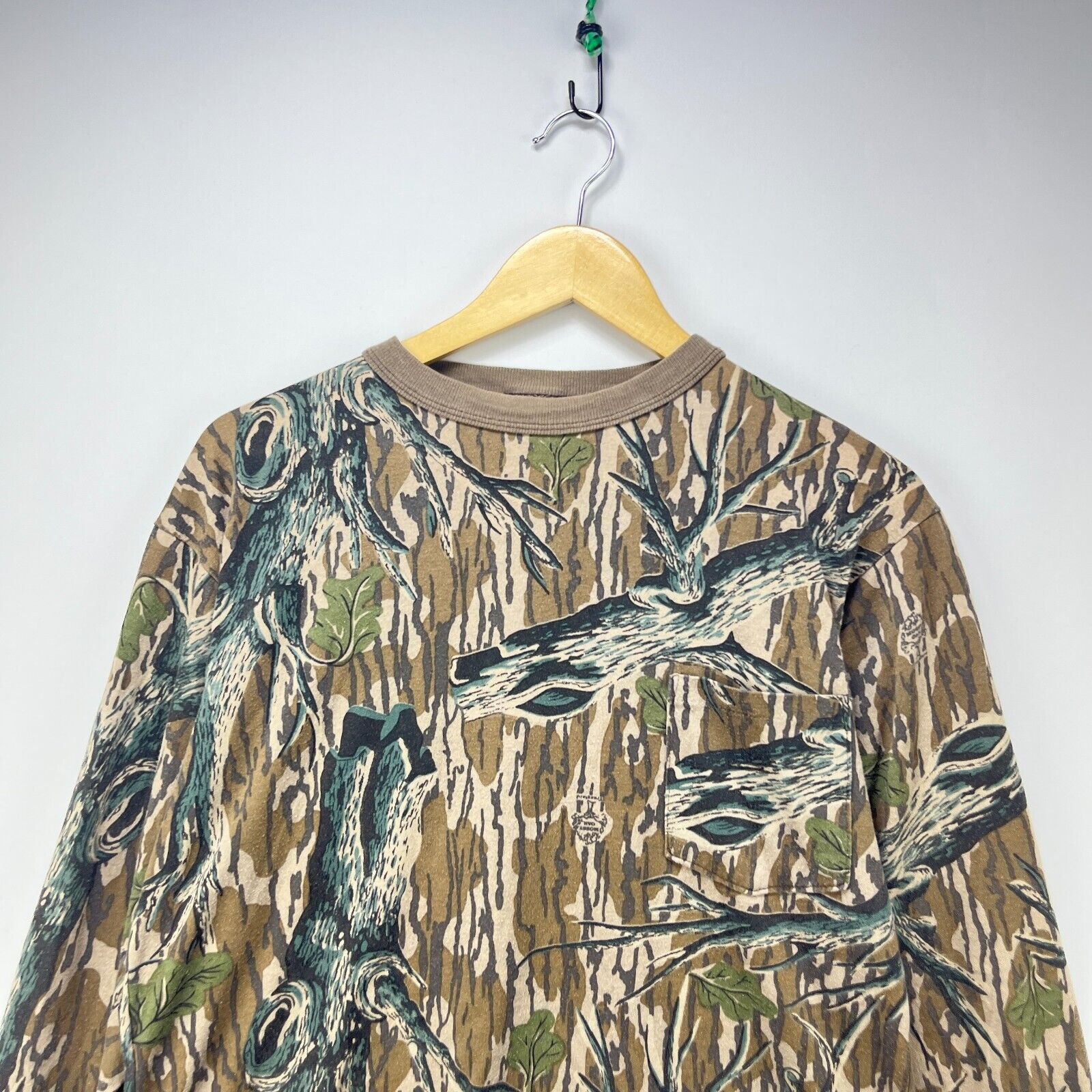 Vintage Vintage 80s Realtree Camo Single Stitch Long Sleeve Medium Size US M / EU 48-50 / 2 - 2 Thumbnail