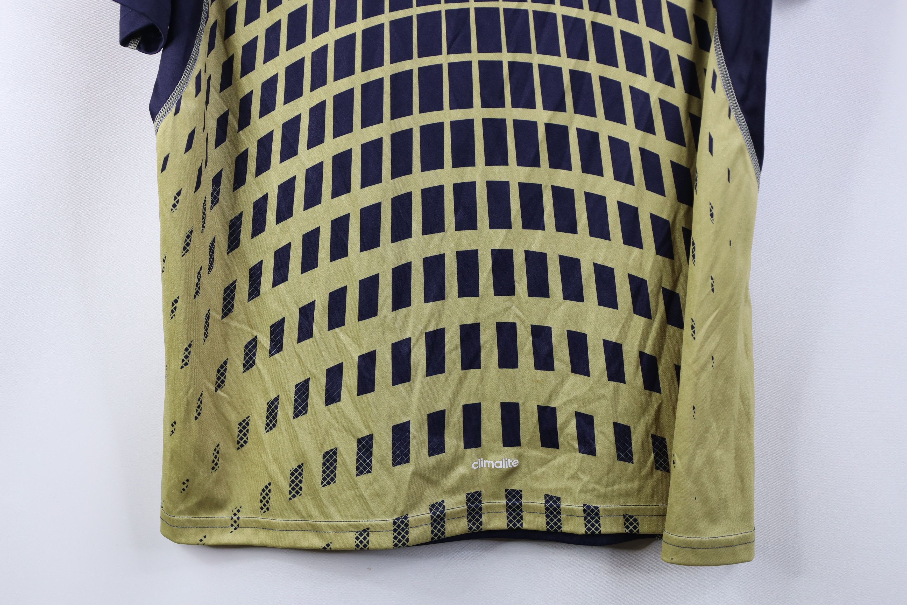 Adidas Adidas Notre Dame University Football Short Sleeve T-Shirt Size US M / EU 48-50 / 2 - 15 Thumbnail