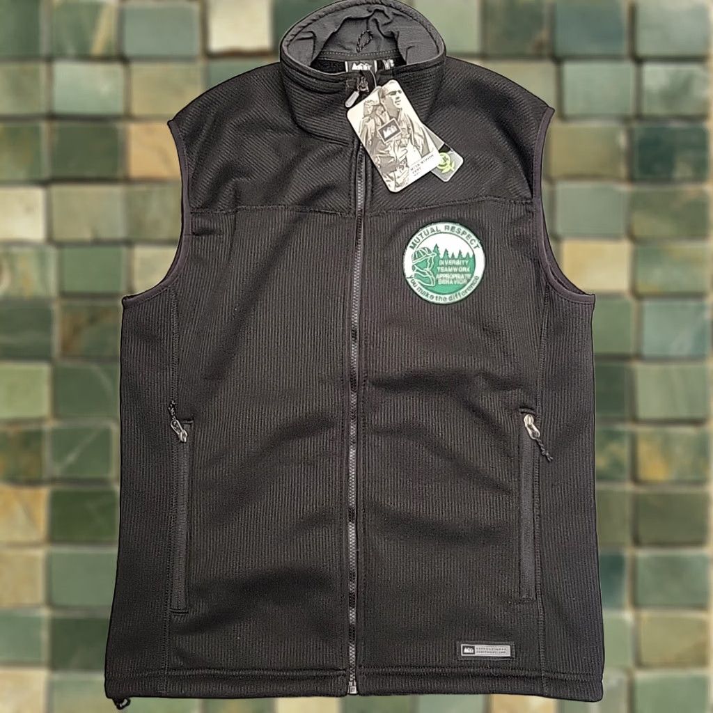 Vintage REI Muir Woods Vest Men Medium Black Full Zip Fleece Outdoor Hiking Size US M / EU 48-50 / 2 - 1 Thumbnail
