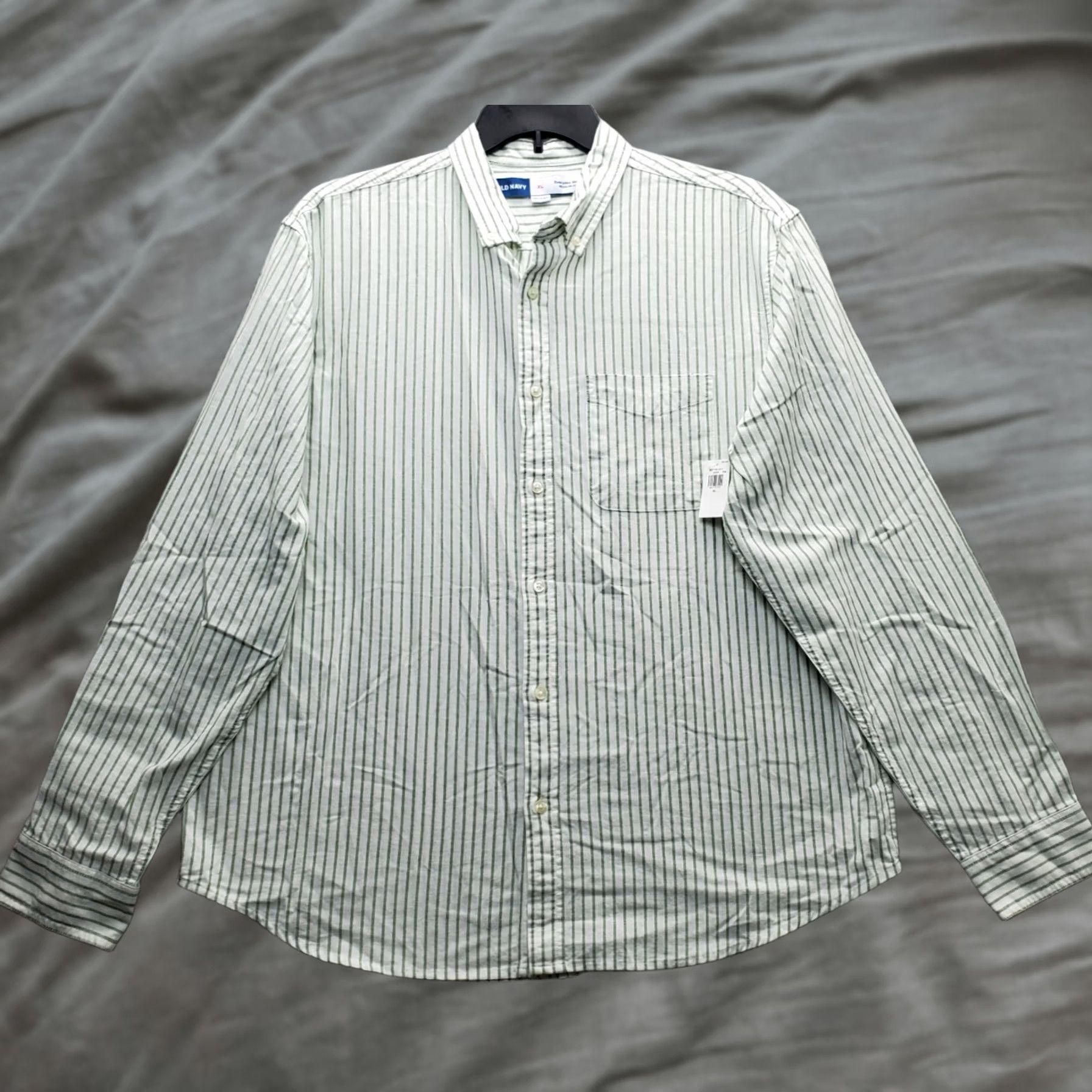 Old Navy Old Navy Everyday Shirt: Mens XL Button-Up Collared Mult striped, 100% Cotton, Regular Fit Size US XL / EU 56 / 4 - 1 Thumbnail