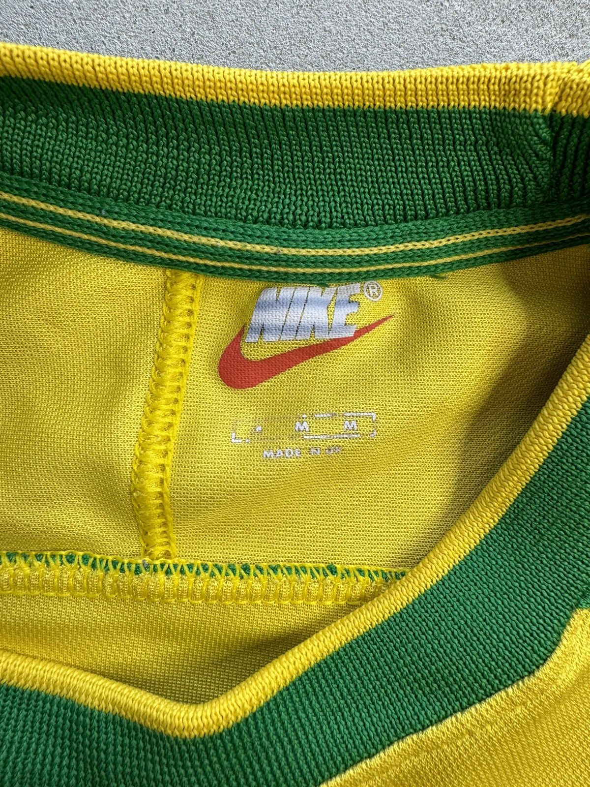 Nike × Vintage Vintage Nike Brazil 1998 Soccer Football Jersey M Size US M / EU 48-50 / 2 - 5 Thumbnail