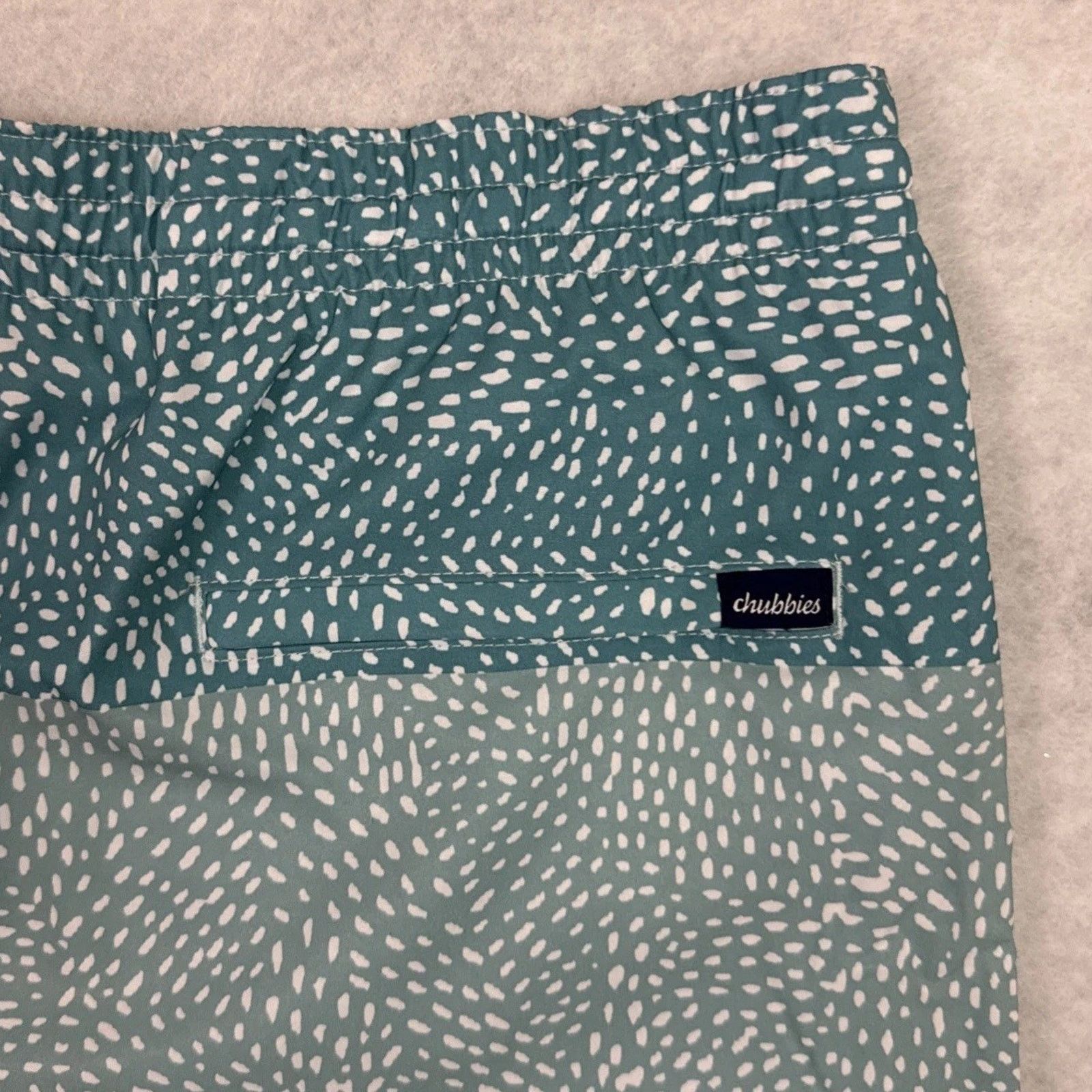 Chubbies Chubbies The Whale Sharks Swim Trunks Mens XXL Blue 7" NWT Size US 38 / EU 54 - 11 Thumbnail