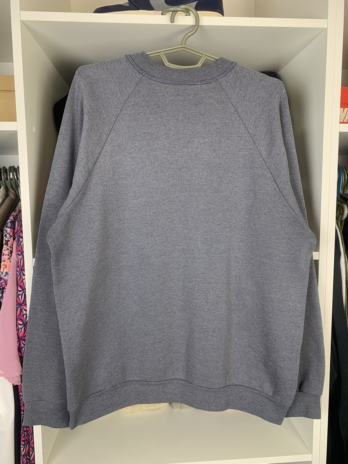 Fruit Of The Loom Vintage Fruit Of The Loom Faded Blank Sweatshirt Size US L / EU 52-54 / 3 - 16 Thumbnail
