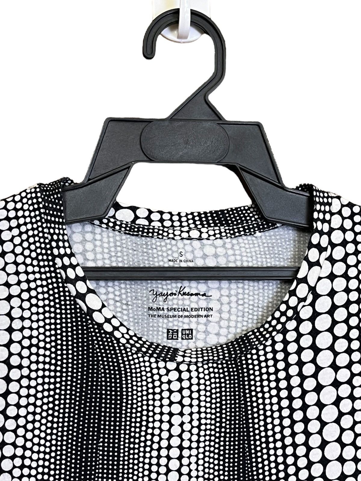 Yayoi Kusama YAYOI KUSAMA X UNIQLO COLLAB ICONIC ART POLKADOT TEE SHIRT Size US S / EU 44-46 / 1 - 3 Thumbnail
