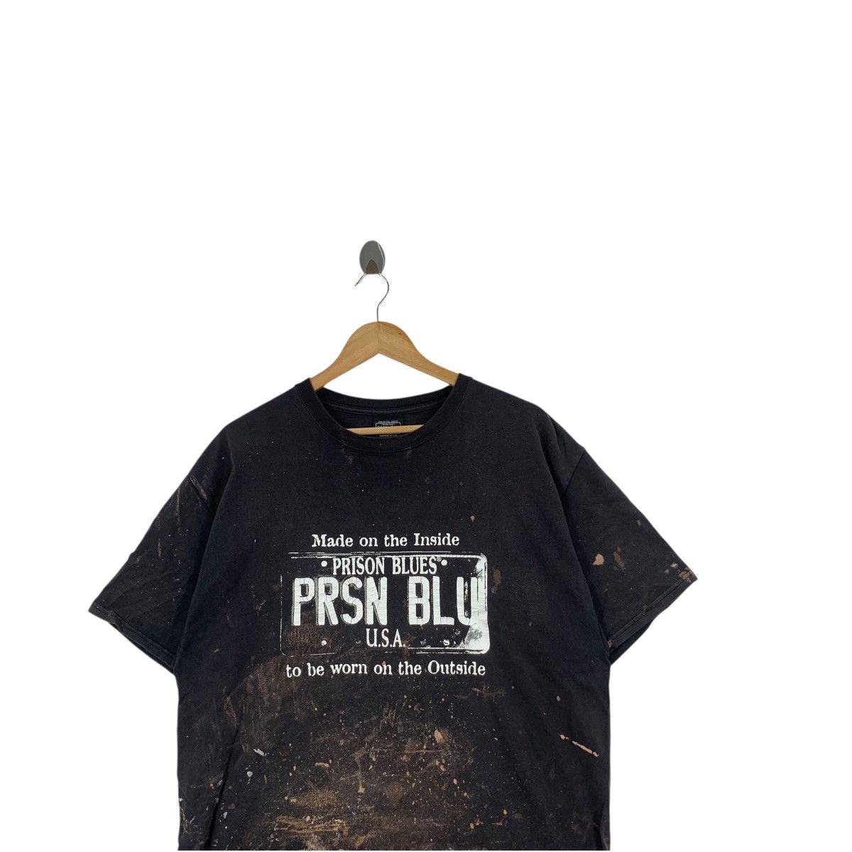 Vintage Vintage PRISON BLUES USA Made On The Inside Inmates Tee Shir Size US XL / EU 56 / 4 - 2 Thumbnail