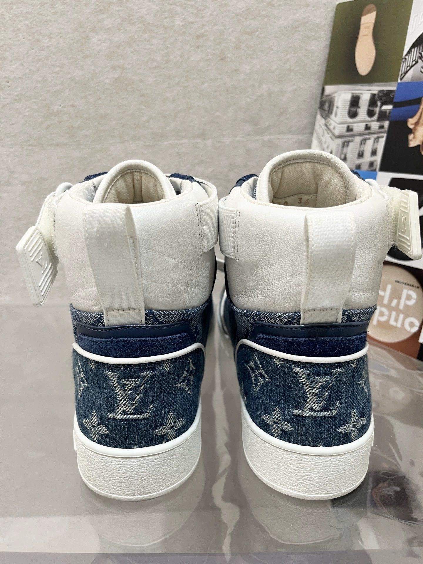 Louis Vuitton LV Blue Denim High-Top Sneaker EUR 36 Pre-Owned Size US 5.5 / IT 35.5 - 3 Thumbnail