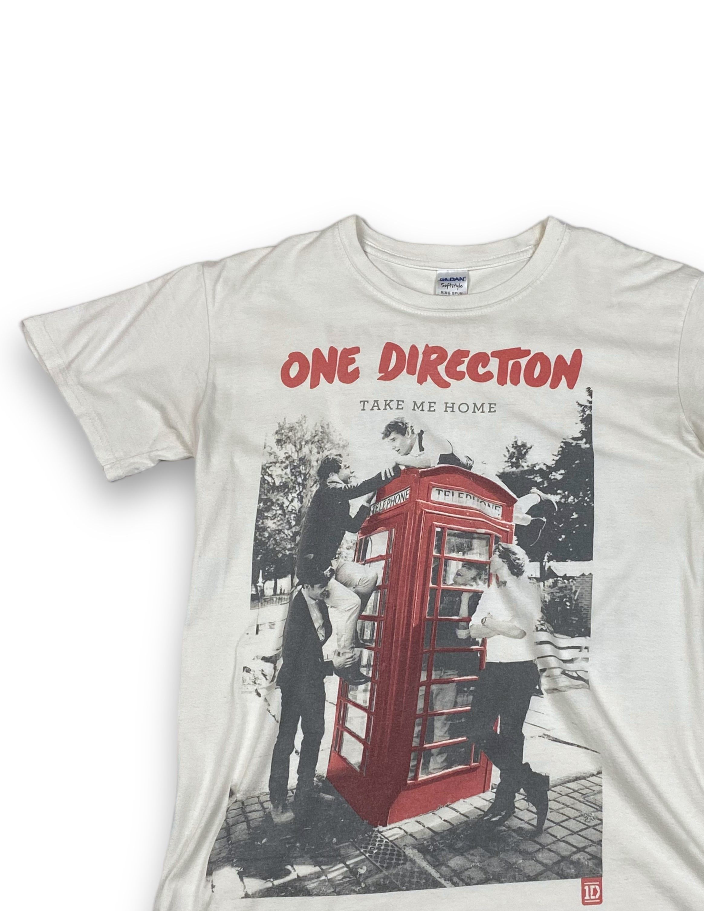 Band Tees × Vintage 2013 Vintage ONE DIRECTION Take Me Home Tour T-Shirt M722 Size US S / EU 44-46 / 1 - 3 Thumbnail