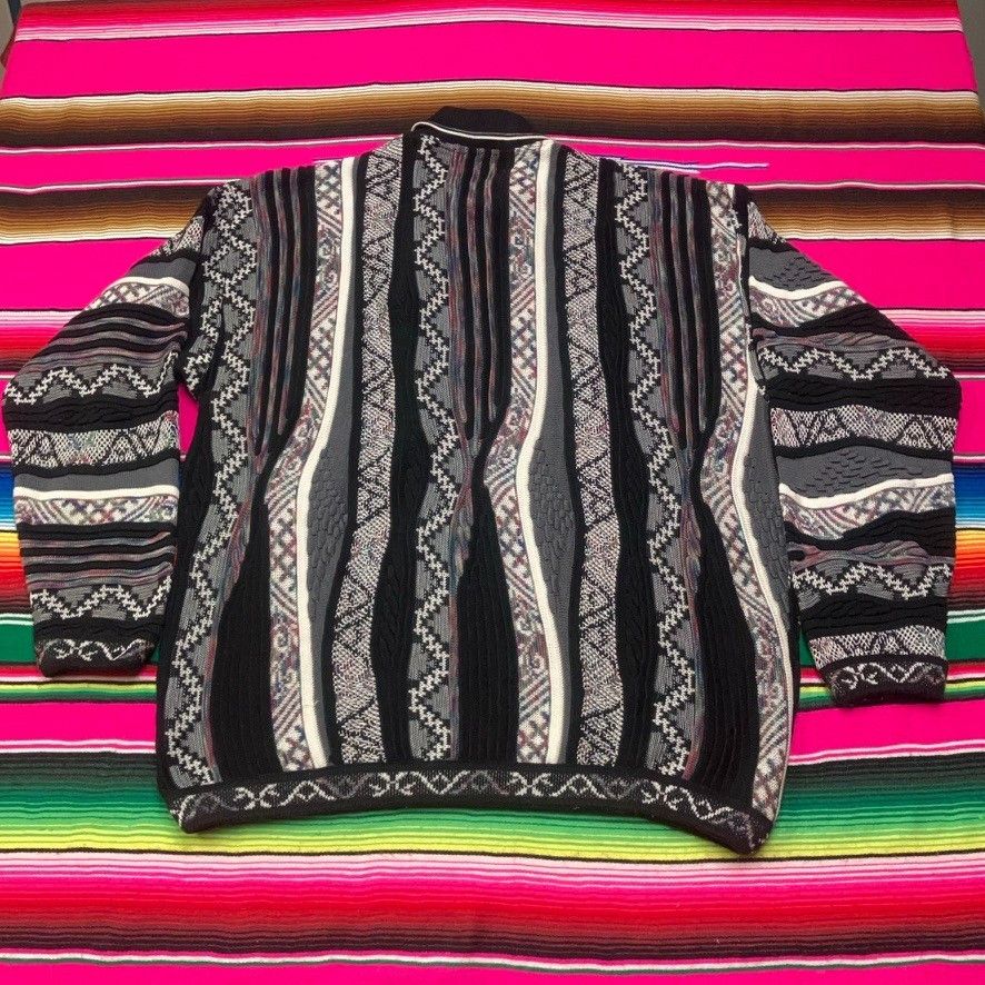 Tundra Canada VTG Tundra Canada Sweater 3D Knit Textured Cosby Biggie 90s Size US XL / EU 56 / 4 - 3 Thumbnail