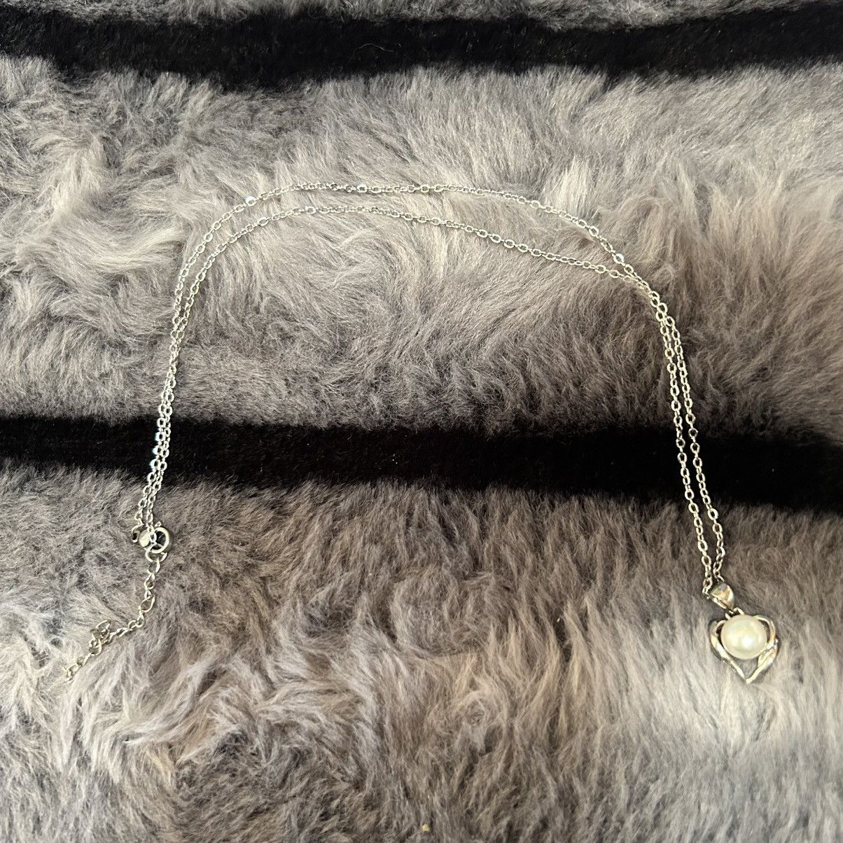 Handmade Handcrafted genuine fresh water pearl pendant necklace Size ONE SIZE - 6 Thumbnail