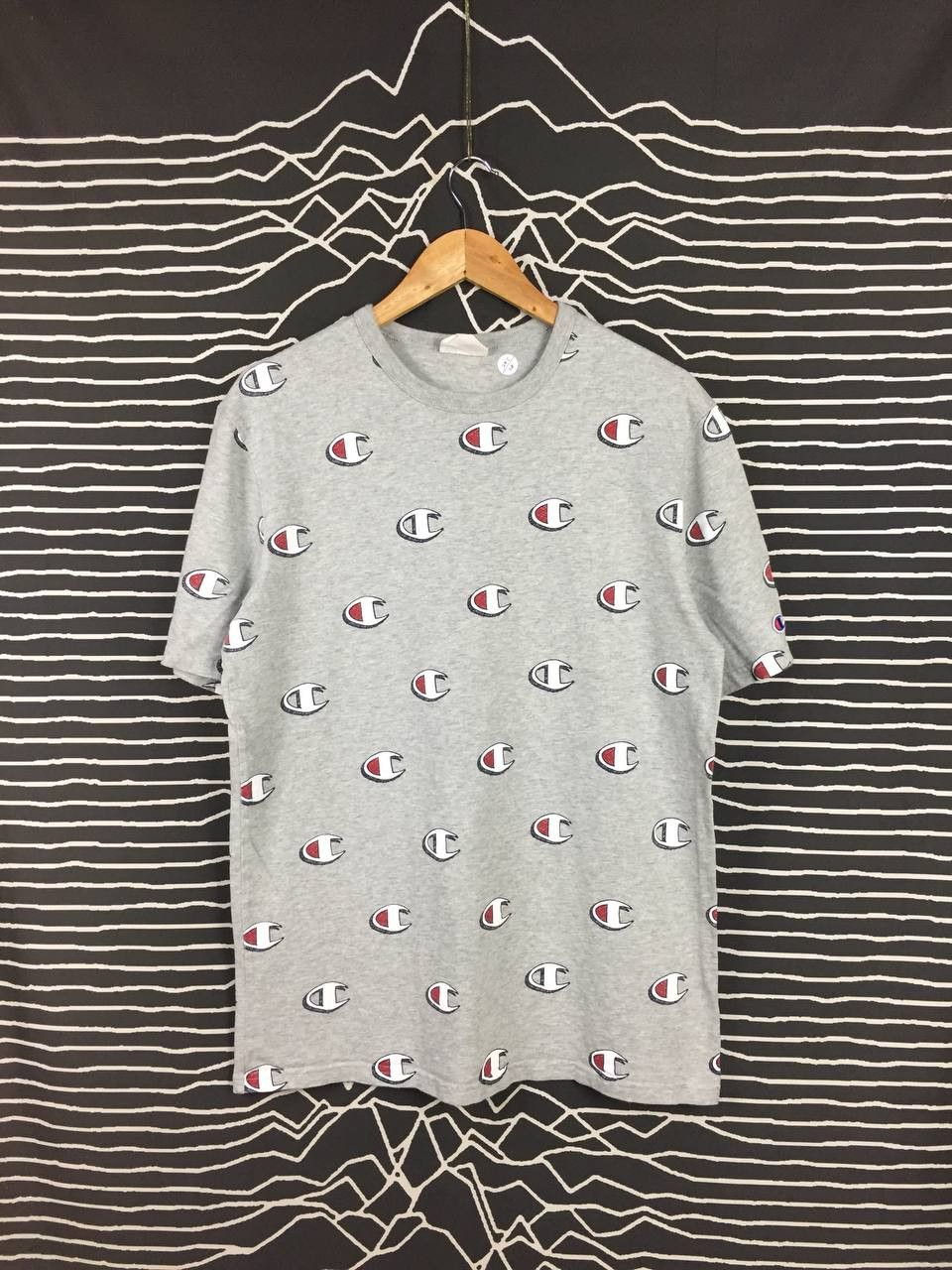 Champion × Vintage Vtg Champion Heritage Athletic Apparel All Over Print Tee Size US L / EU 52-54 / 3 - 1 Thumbnail