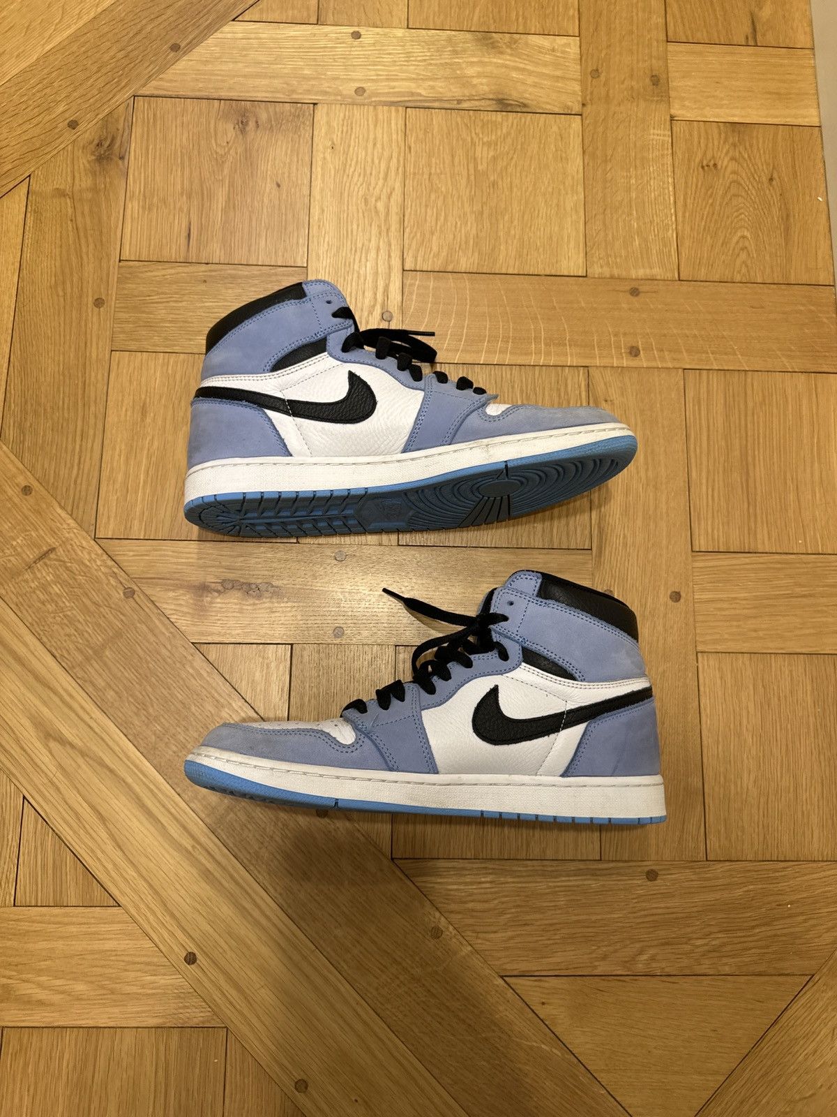 Jordan Brand Air Jordan 1 University Blue Size US 11.5 / EU 44-45 - 2 Thumbnail